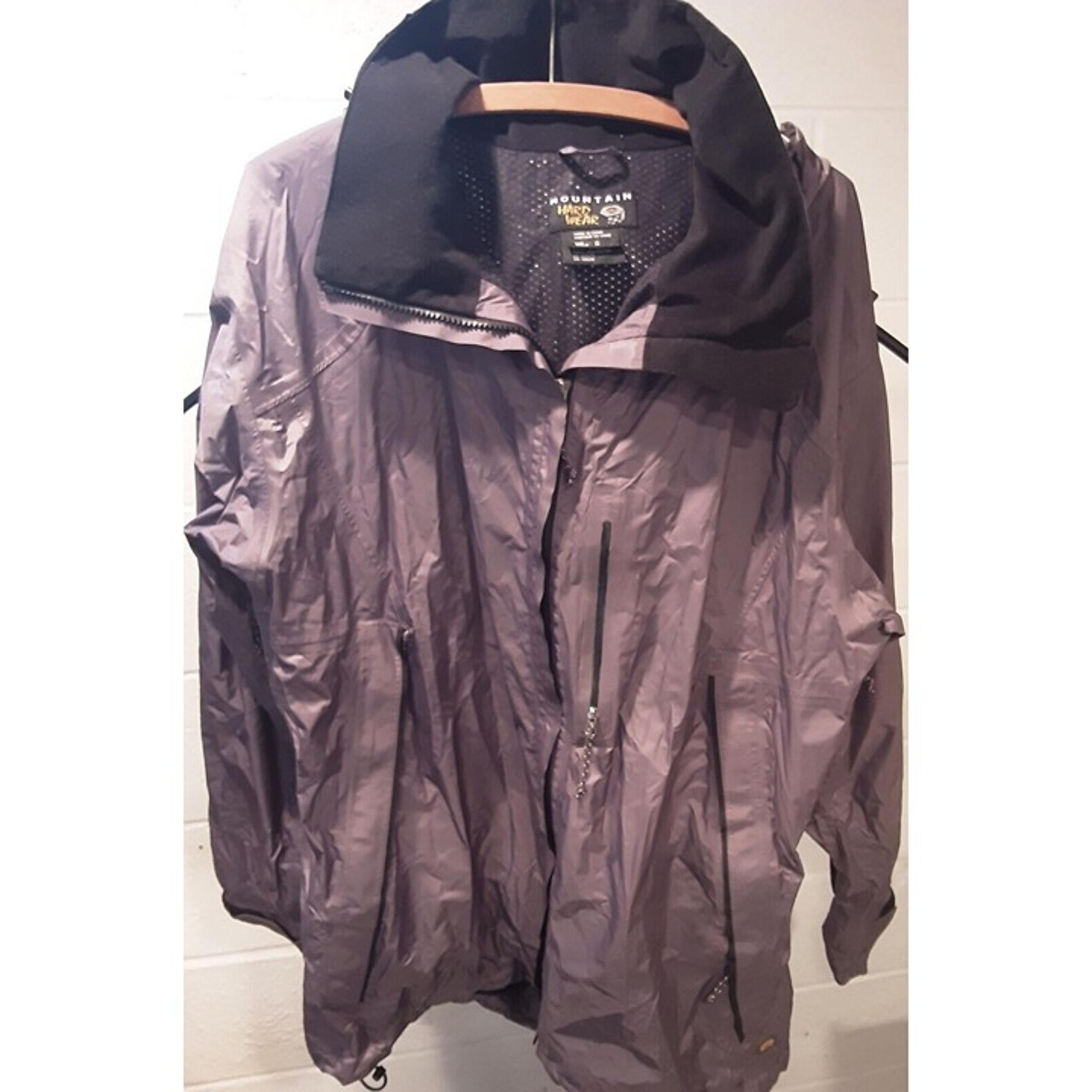Ladies Mountain Hard Wear Rain Jacket Hooded Purple 14 Nylon Lined