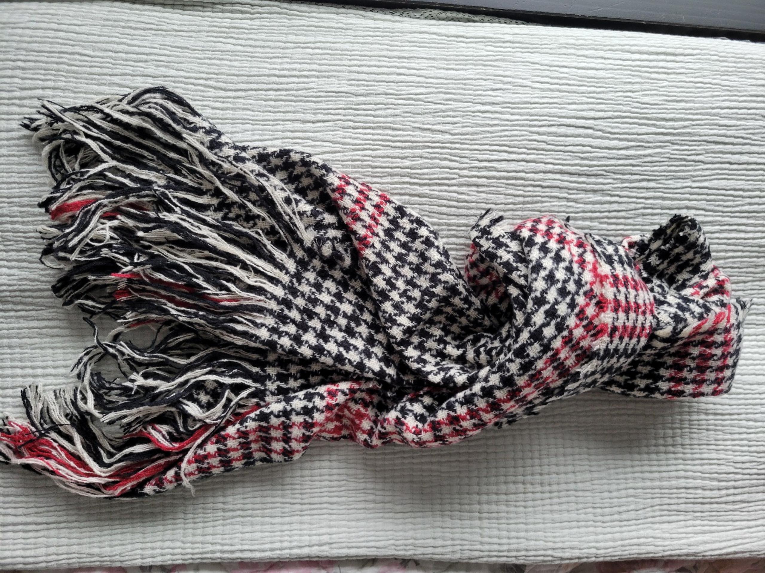 Oversized Steve Madden Scarf