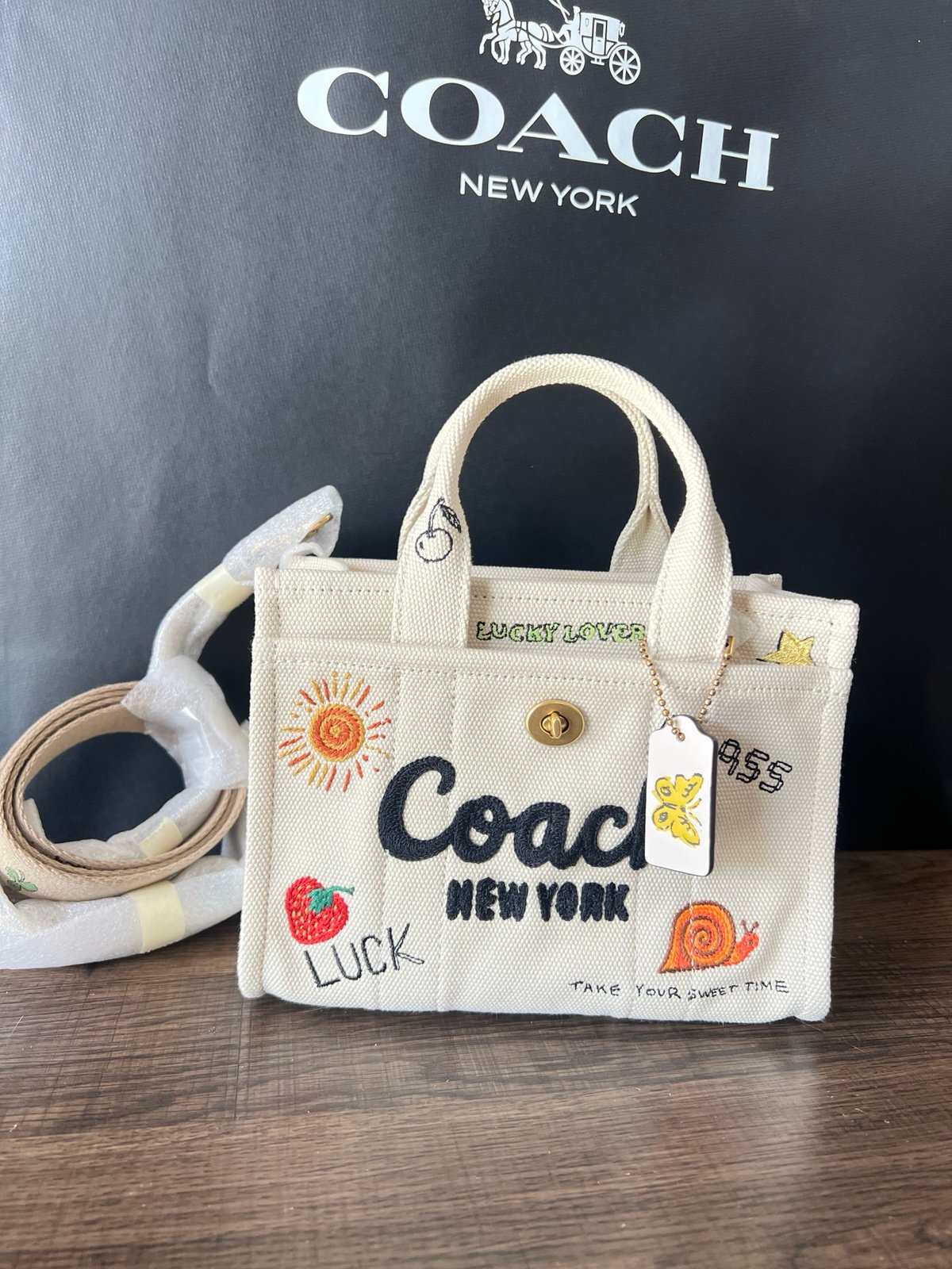 トートバッグ Coach Cargo Tote Bag 20 With Sketch Print COACH® | Cargo Tote Bag 20 With Sketch Print