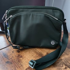 Lululemon City Adventurer Crossbody