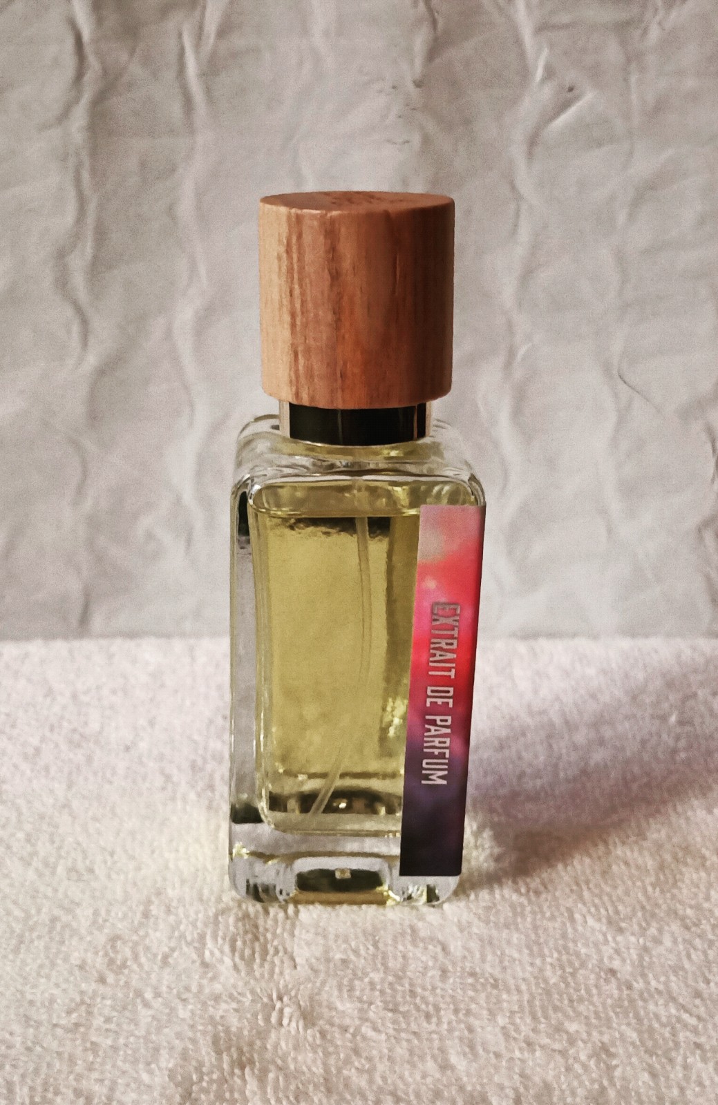 ANGEL'S DUST BY DUA FRAGRANCES - detail