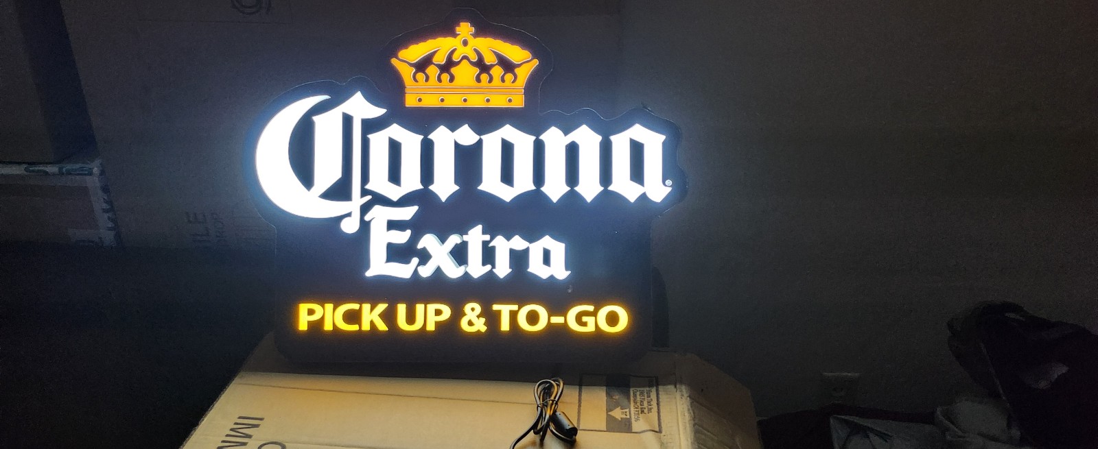 Corona pick up to go light