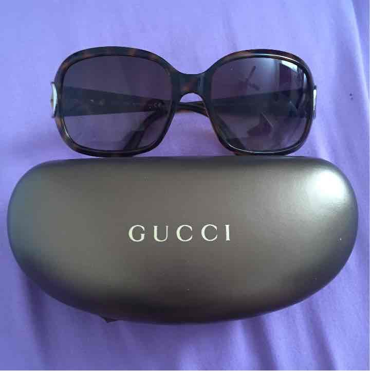 Brand new Gucci sunglasses