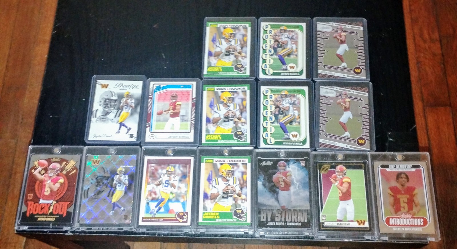Lot of Jayden Daniels Rookie Cards
