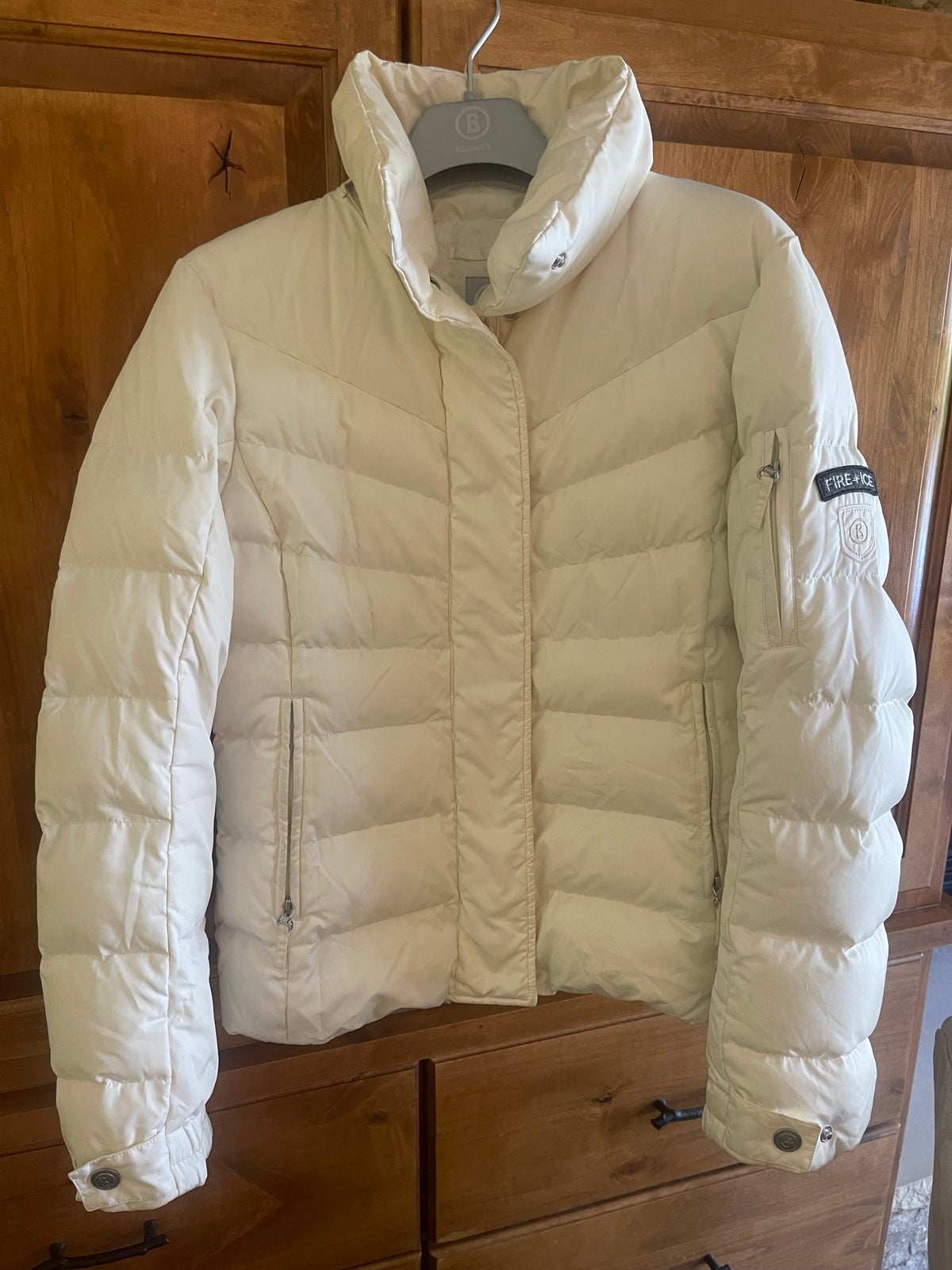 Womens Bogner Fire + Ice Down Ski Jacket Cream Size US 6