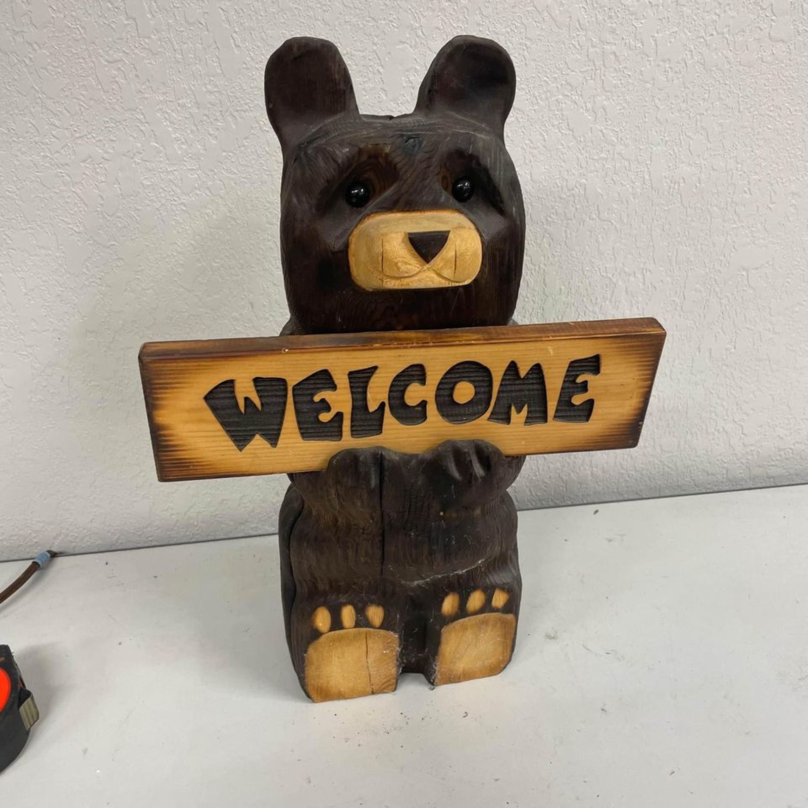 Chainsaw Carved BLACK BEAR w/ WIPE YER PAWS / WELCOME Sign 18“ Tall BEAR Cub HLN