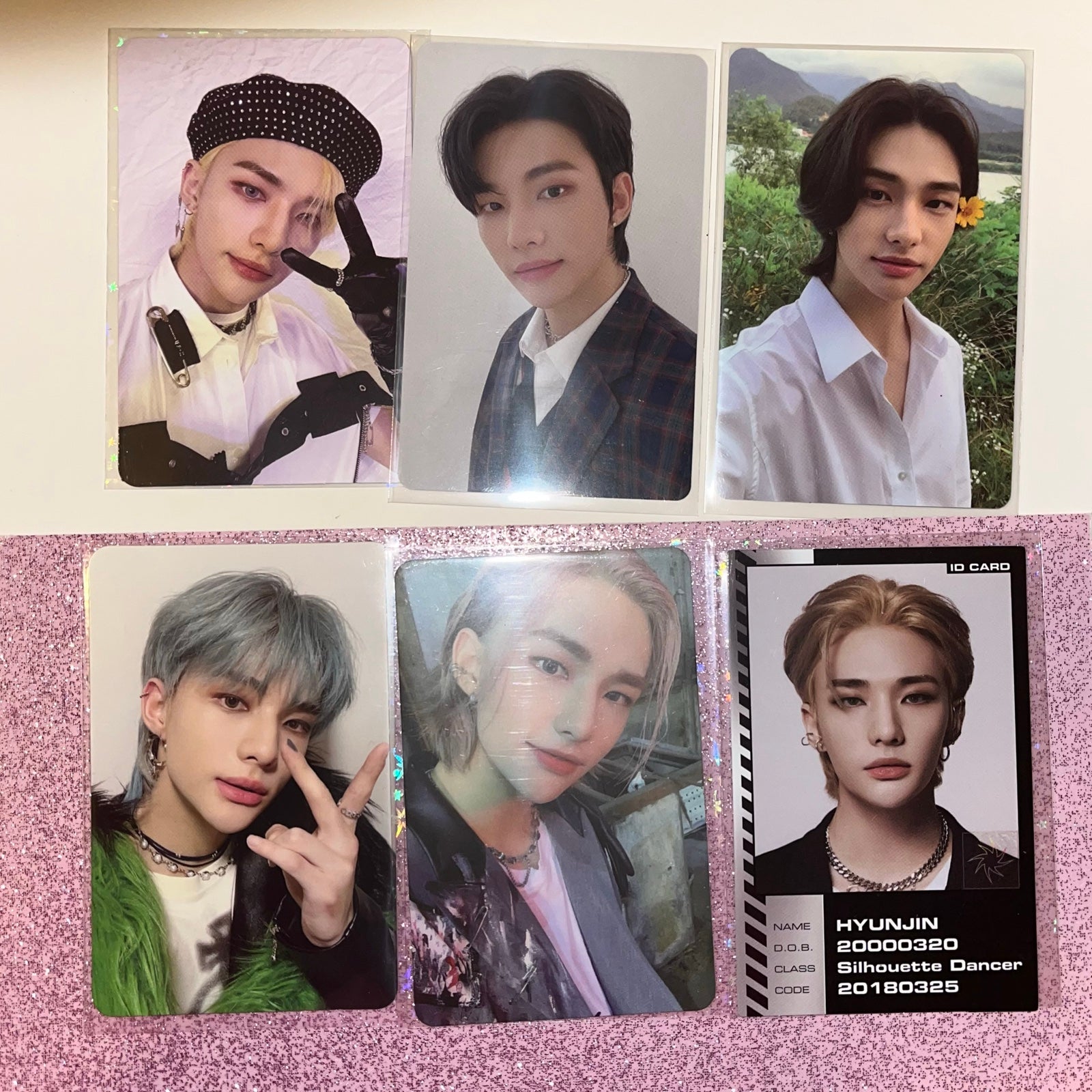 Stray Kids Hyunjin Photocards