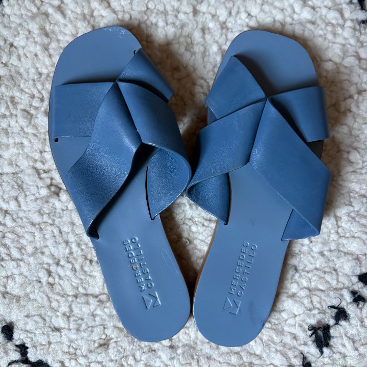 Mercedes Castillo blue leather sandals slides shoes women's 5 spring summer