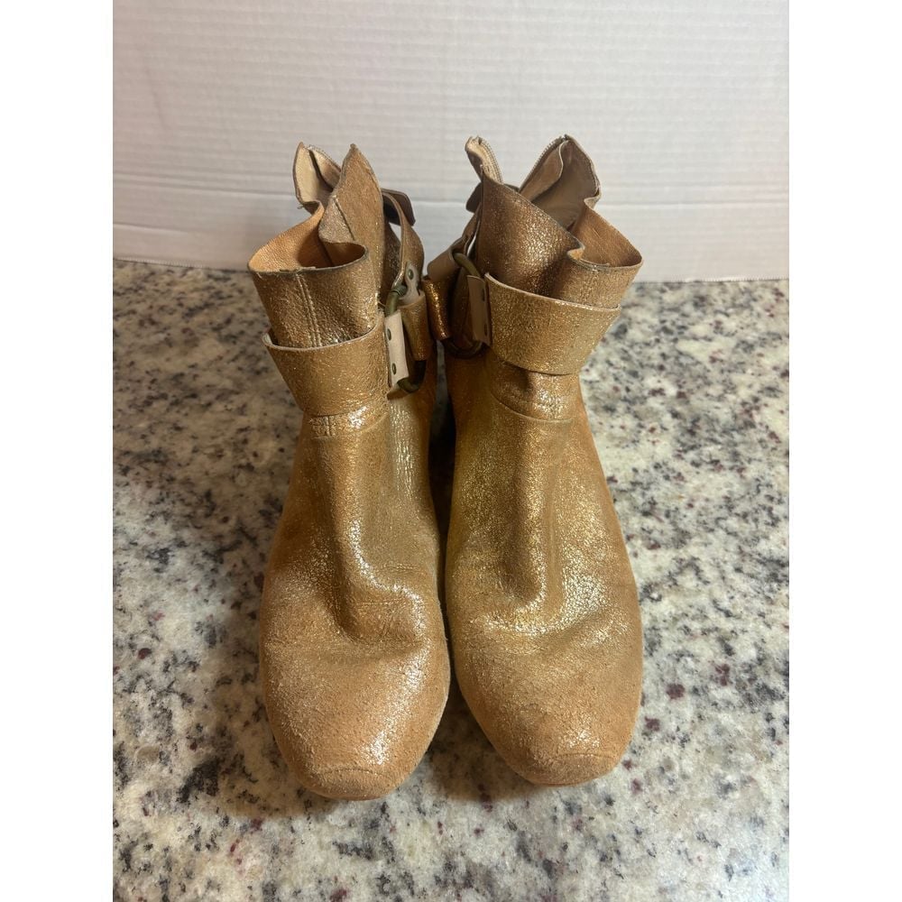 Vic Matie Boots- distressed- boho- stylish and comfy- size 39 1/2