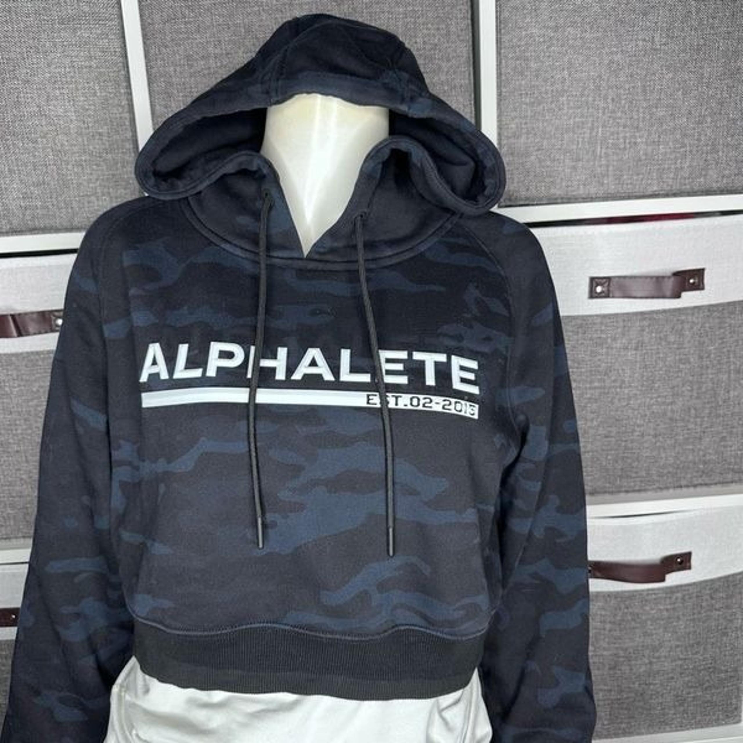 Alphalete Blue & Black Logo Camo Cropped Hoodie Sweatshirt Size Small