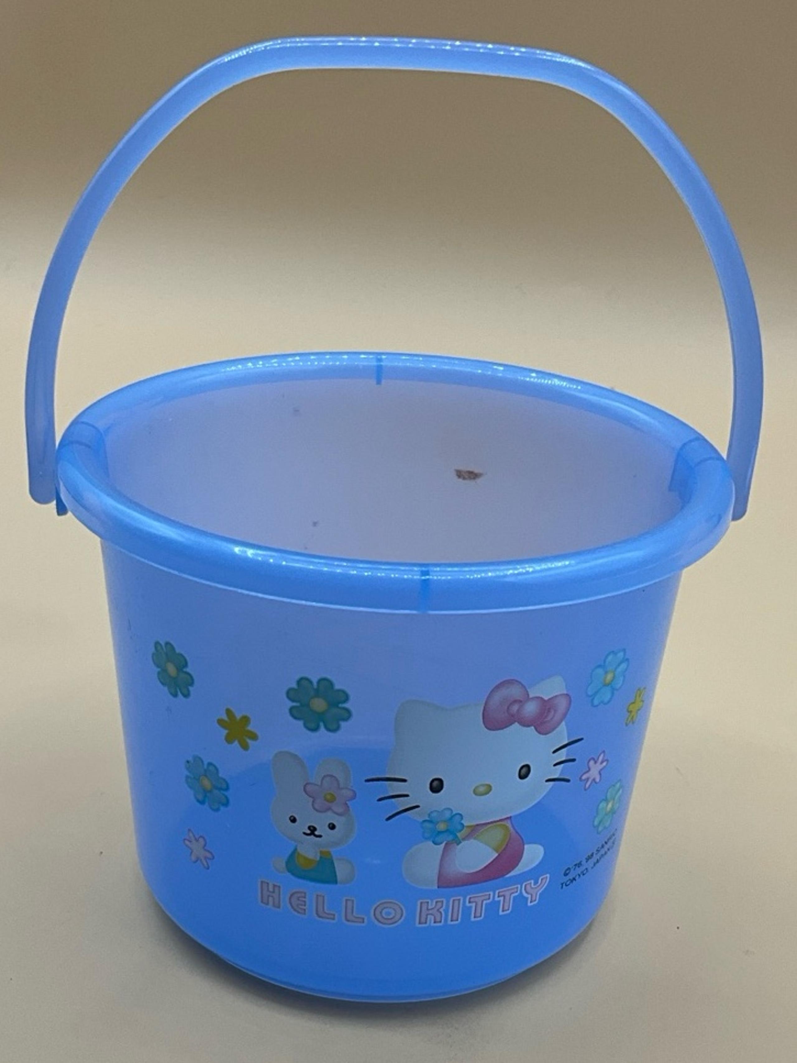 Vintage Sanrio Hello Kitty 1976 1998 Blue Plastic Bucket Container