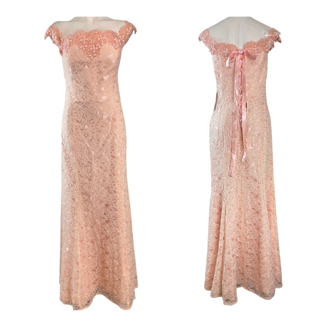 Babyonline Bridesmaid Dress Peach Lace size US16. NWTs