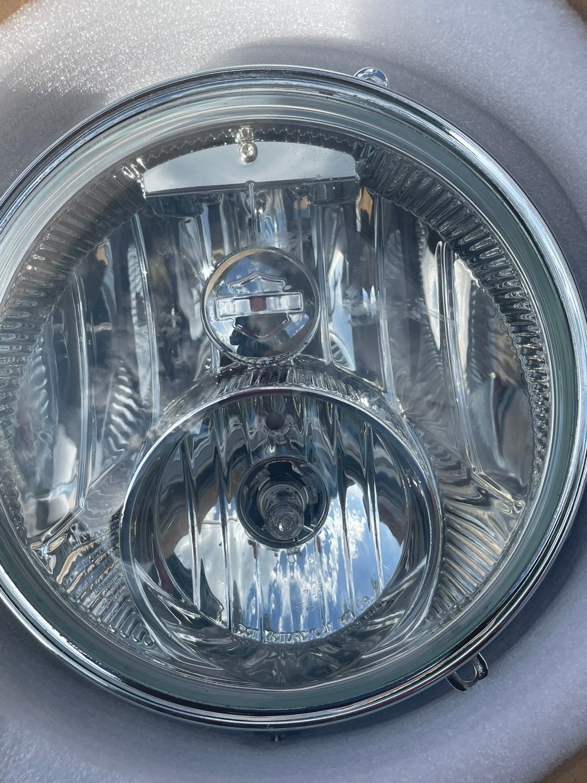 Harley Davidson OEM 2 Plug style Headlig