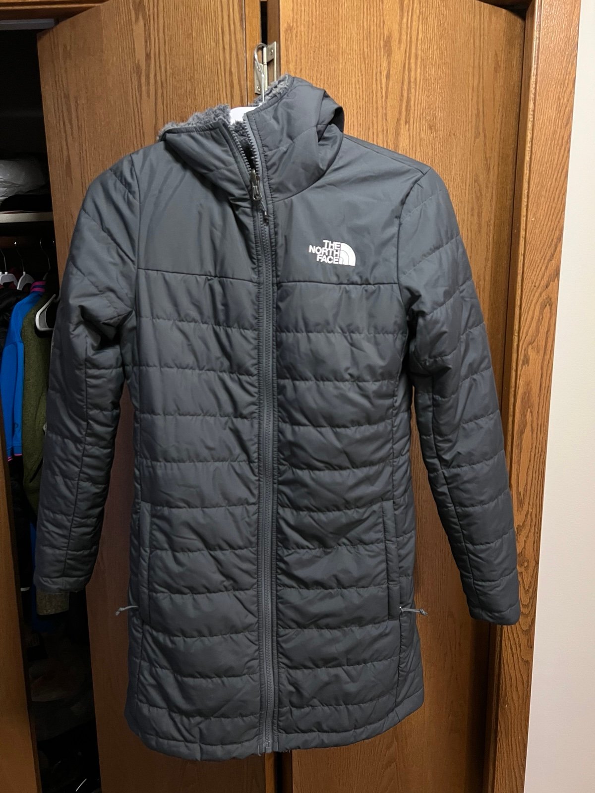 The North Face Women's Mossbud Insulated Reversible Parka XS Gray