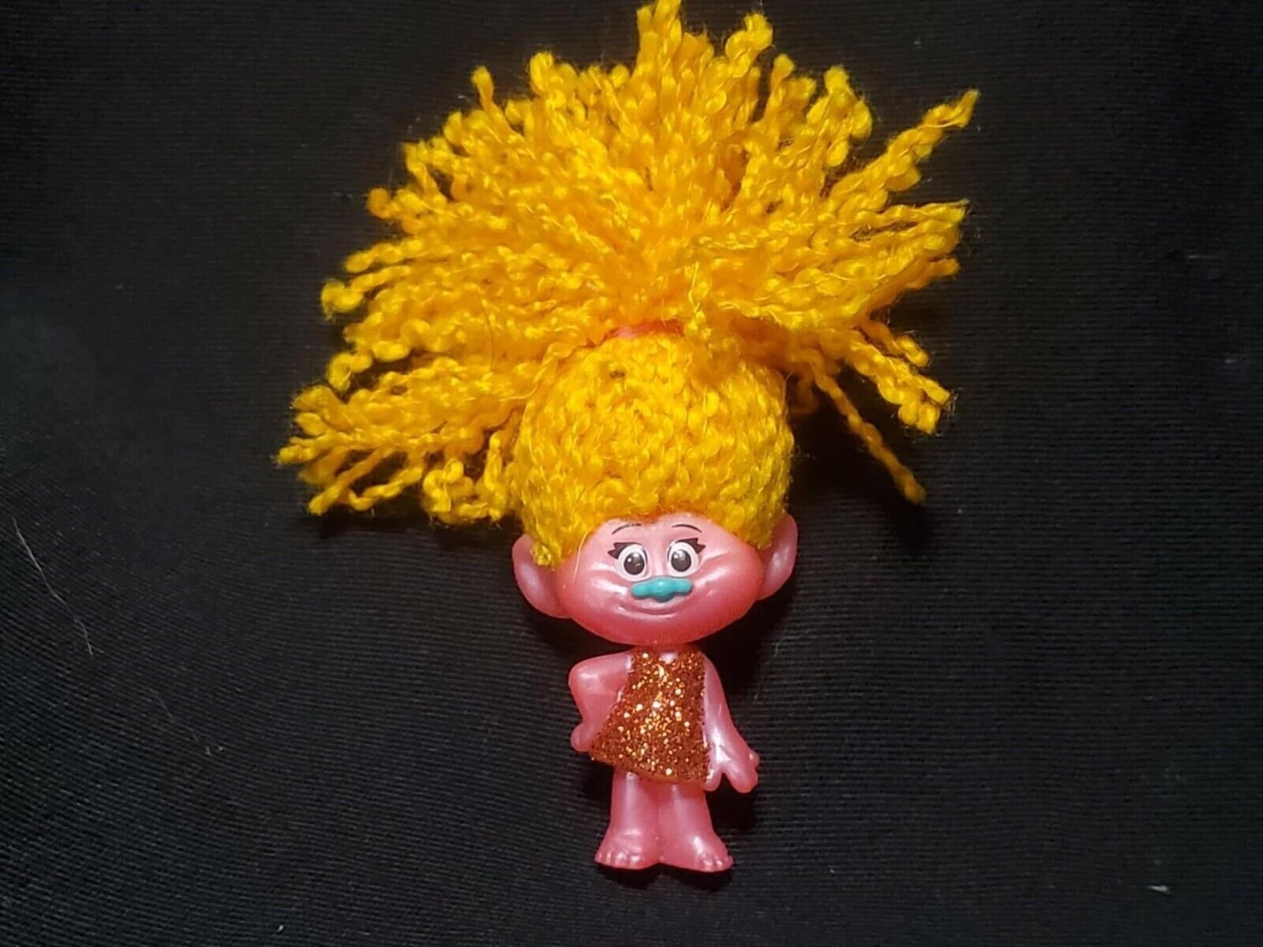 2016 Hasbro Dreamworks Trolls World Tour DJ Suki 3" Toy Figure