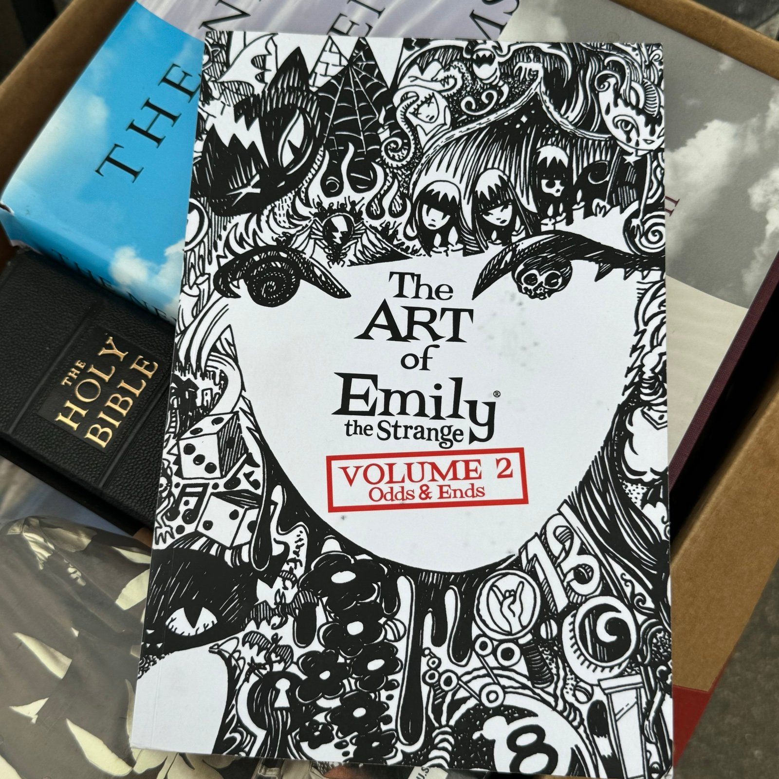 THE ART OF EMILY THE STRANGE VOLUME 2 SIGNED DOODLED ROB REGER