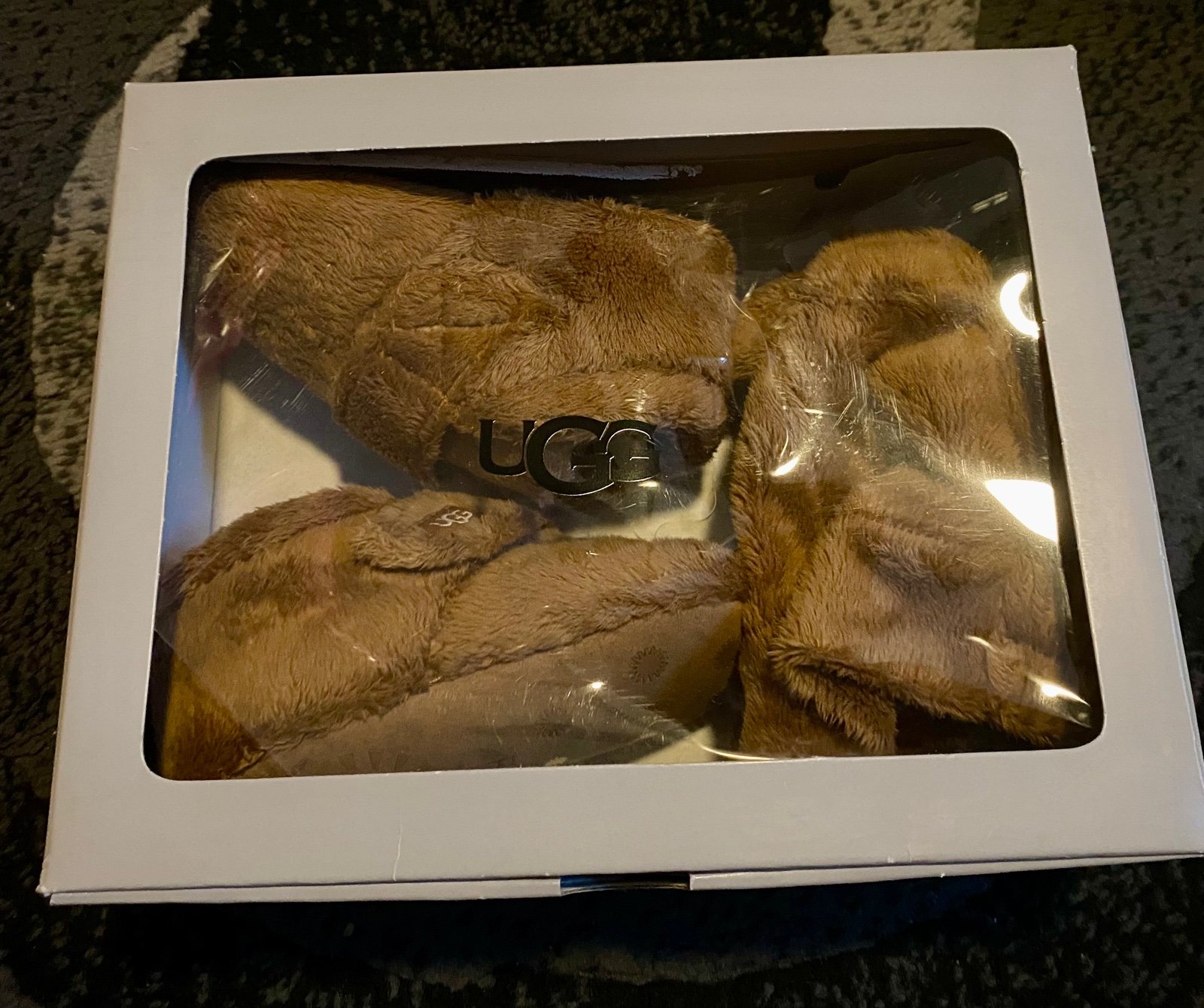 Ugg size 4c