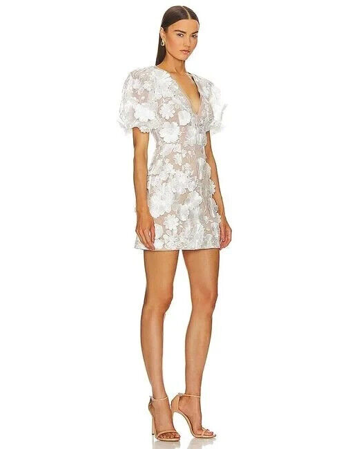 440 Elliatt Zayla Mini Dress in Ivory and Nude Size Small
