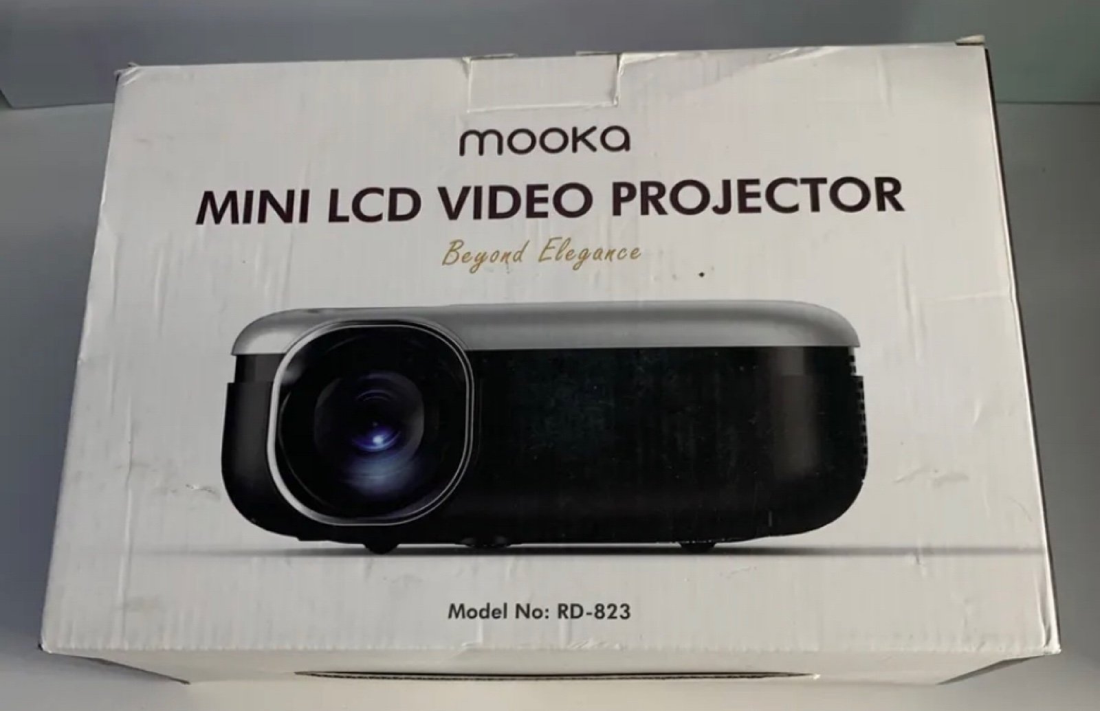 MOOKA Outdoor Mini Movie Projector, 1080p 7500L w/ Bag Bundle NOB