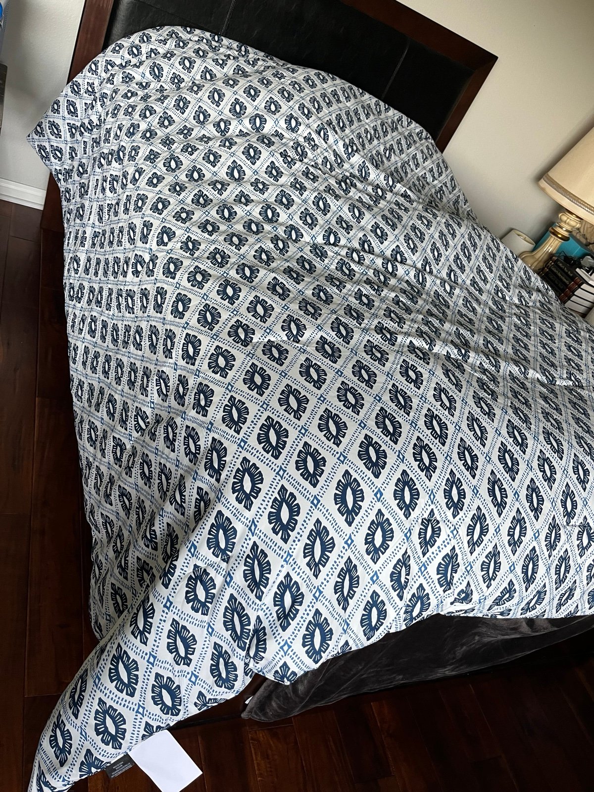 Comforter queen