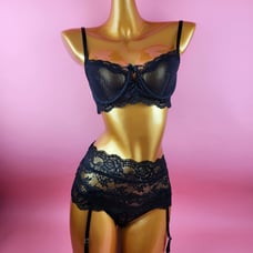 Black lingerie set come with stockings