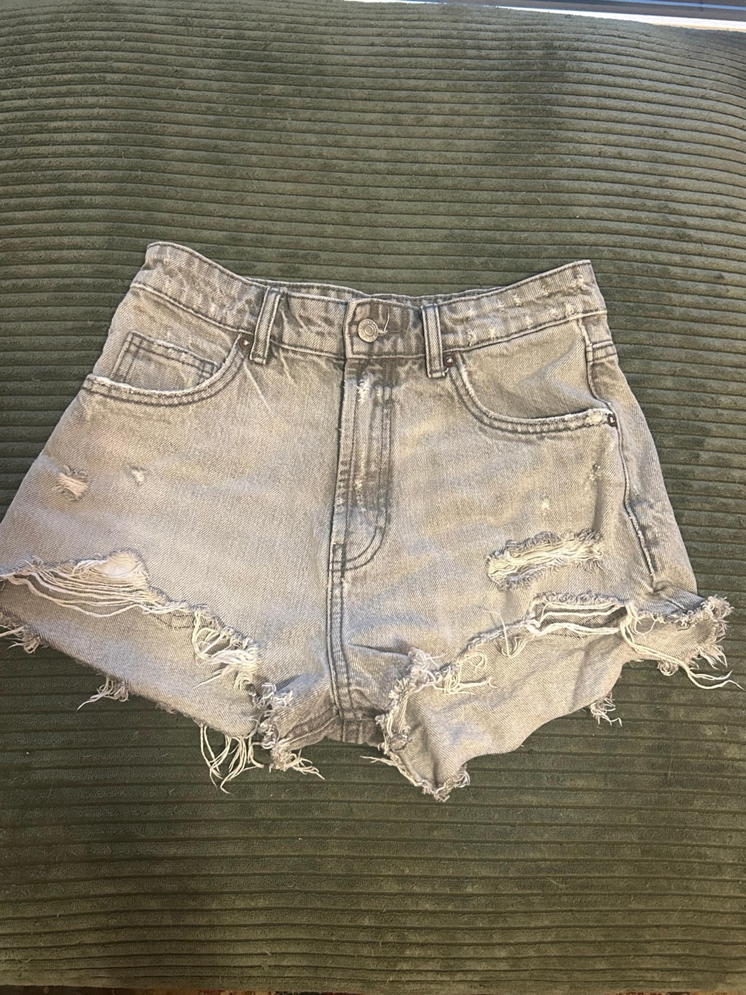 Zara grey distressed denim shorts