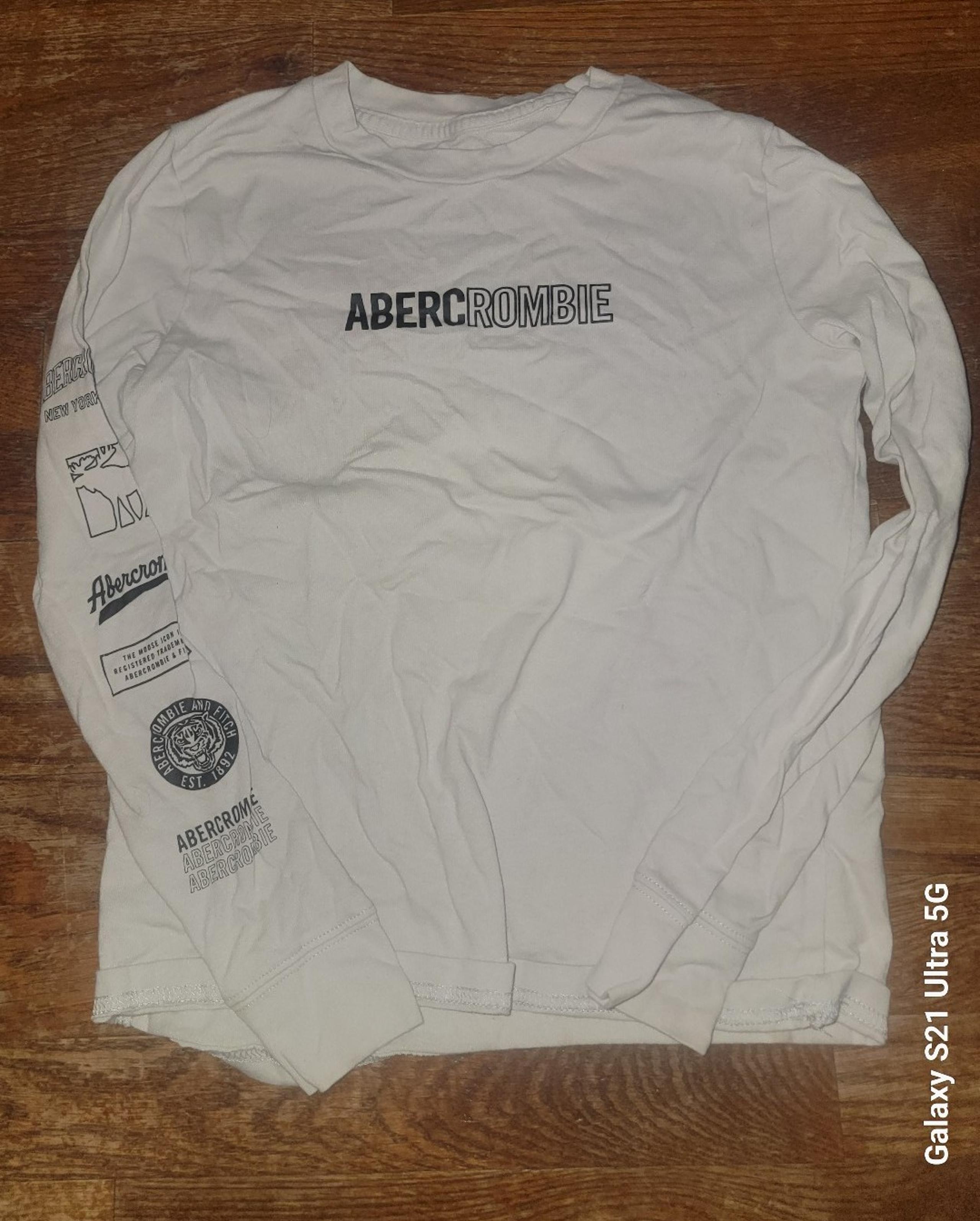 Abercrombie kids size 9/10 long sleeved t shirt