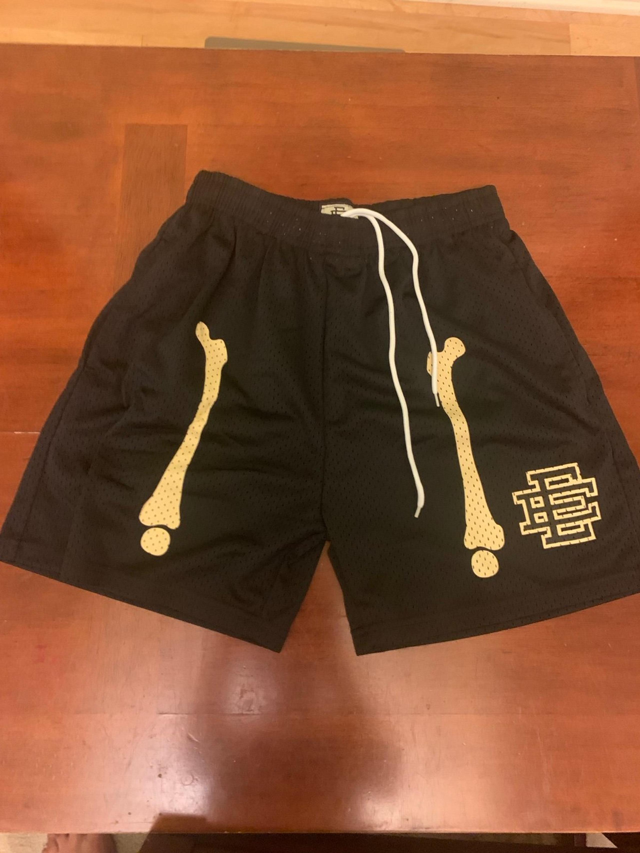 Eric Emanuel men’s L (fits like M) shorts