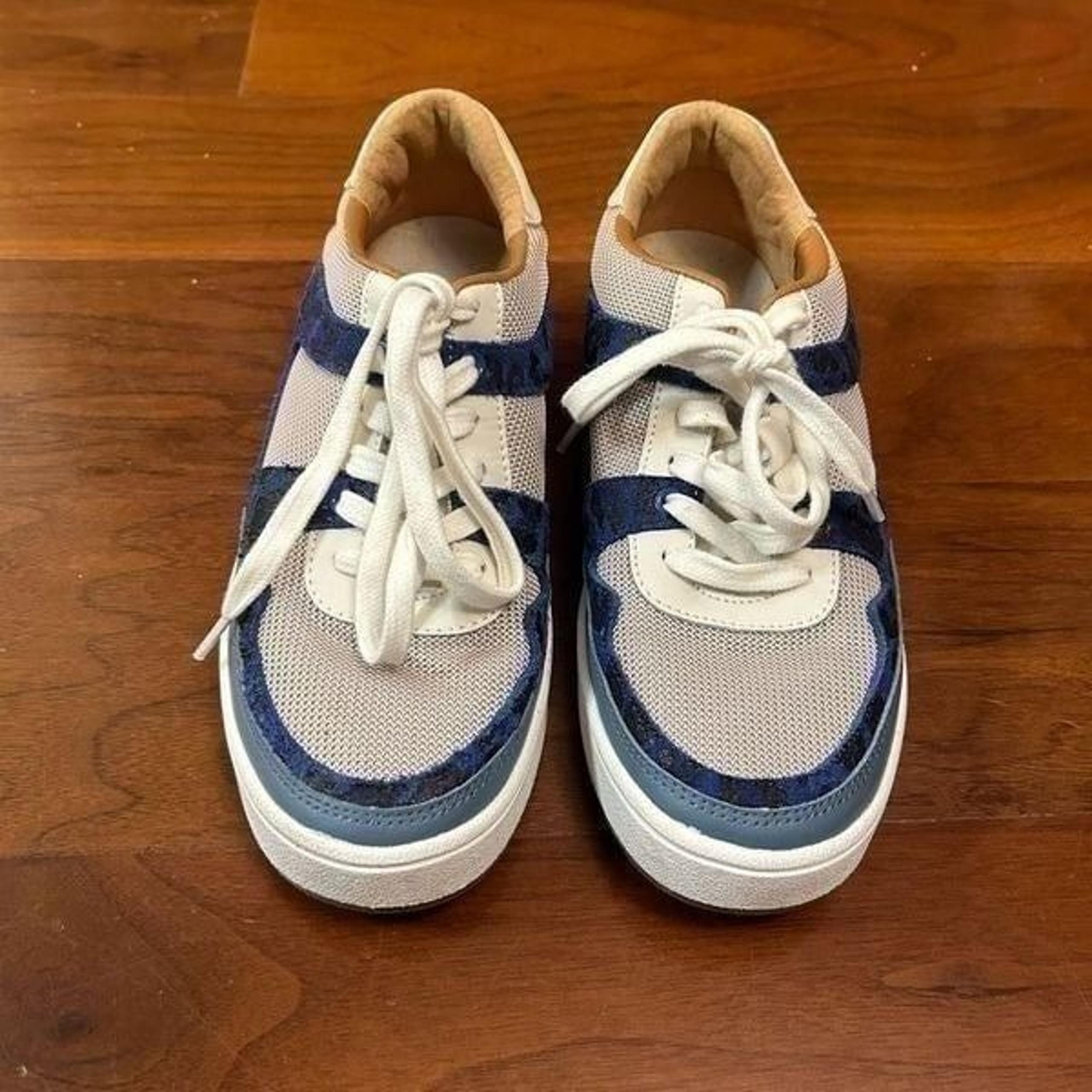 Lucky Brand colorblock Hennia women’s sneaker size 6
