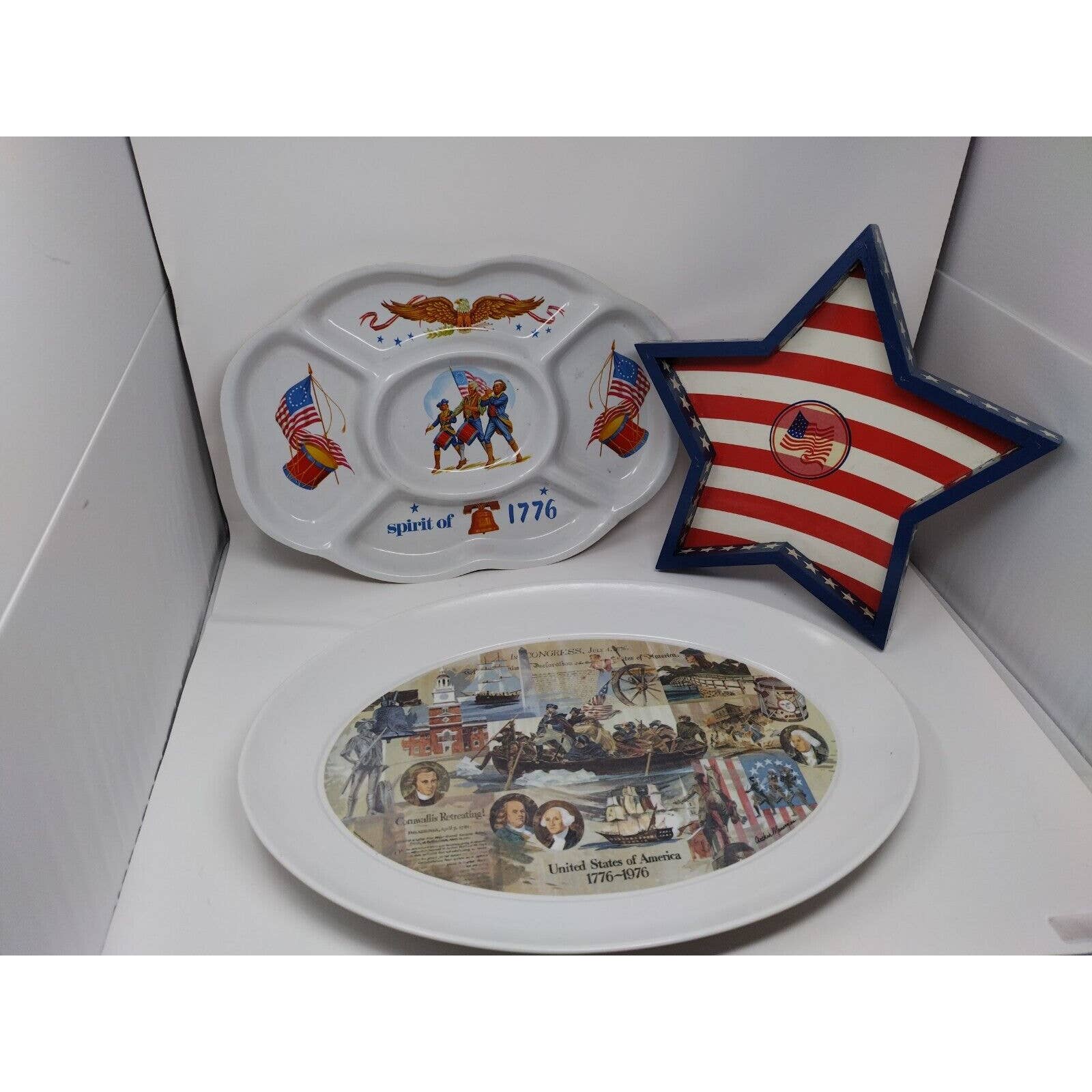 Lot of 3 Patriotic Serving Trays USA America Red White and Blue Bicentennial 4th