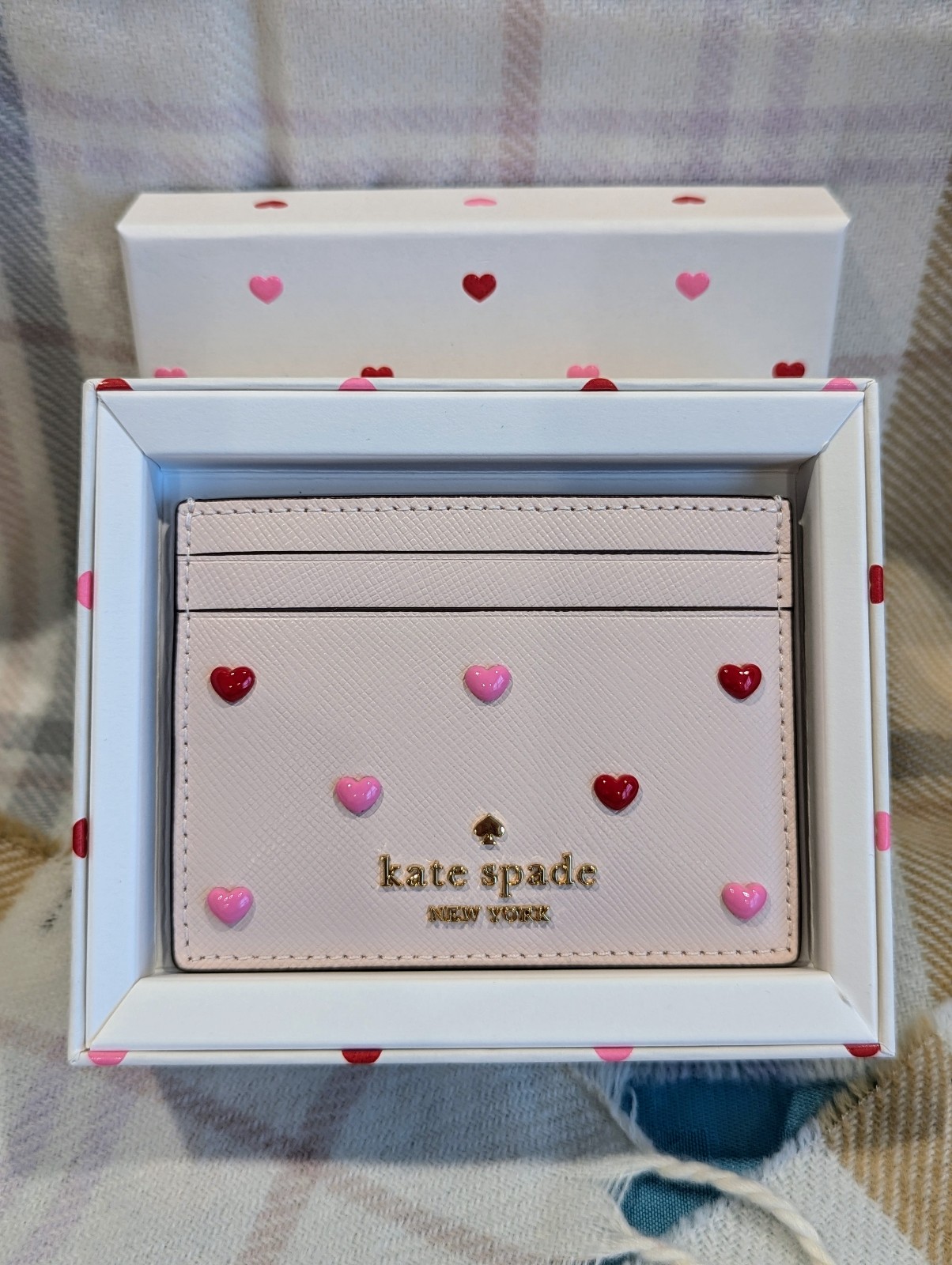 **GIFT IT!** NWT KATE SPADE Madison Boxed Heart Studs Cardholder
