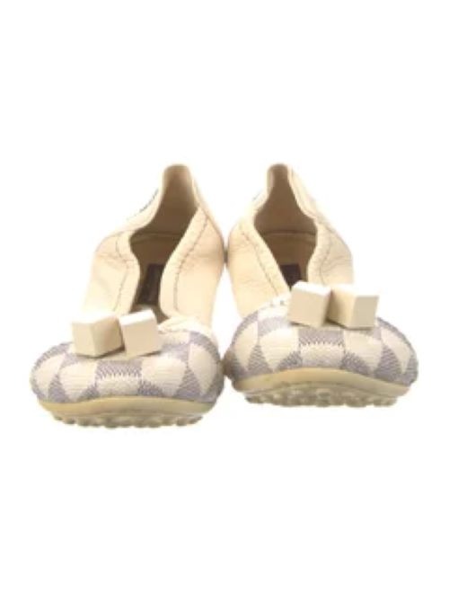 Louis Vuitton, ballet flats size 9.5, Ivory