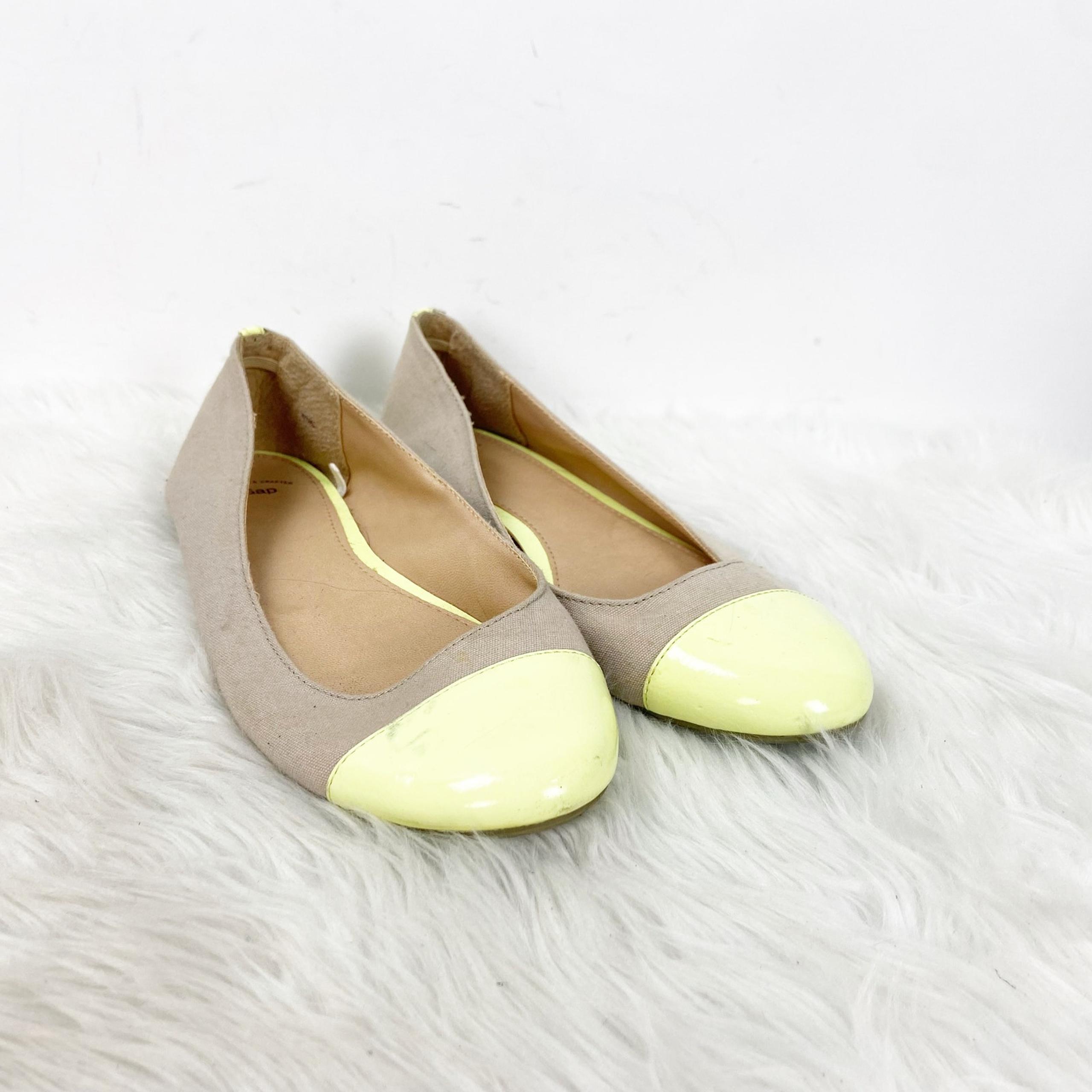 Gap 7 Womens Beige Bright Yellow Textile Cap Toe Flats