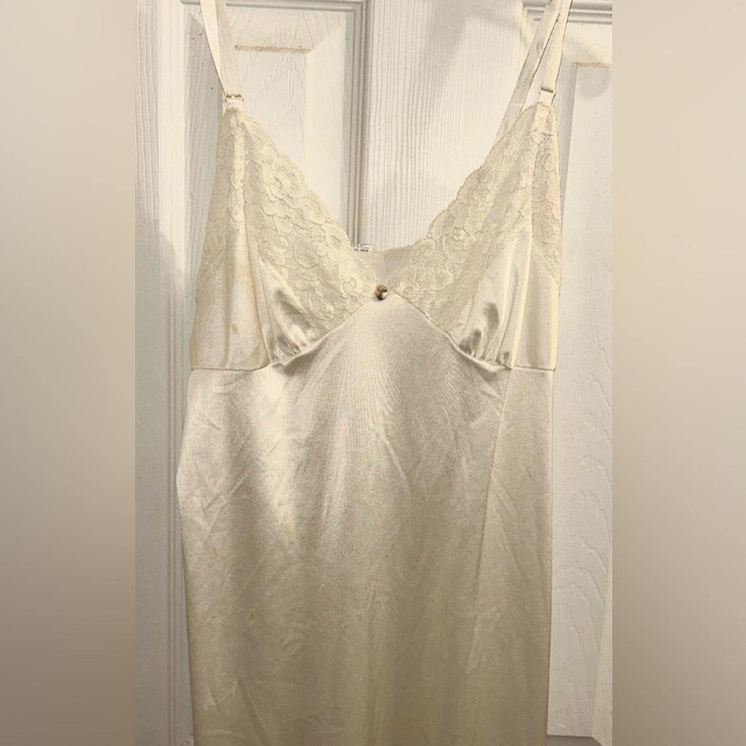 Vanity Fair VTG Women's Midi Ivory Slip Dress w Lace Trim Pink Flower Size 32/S