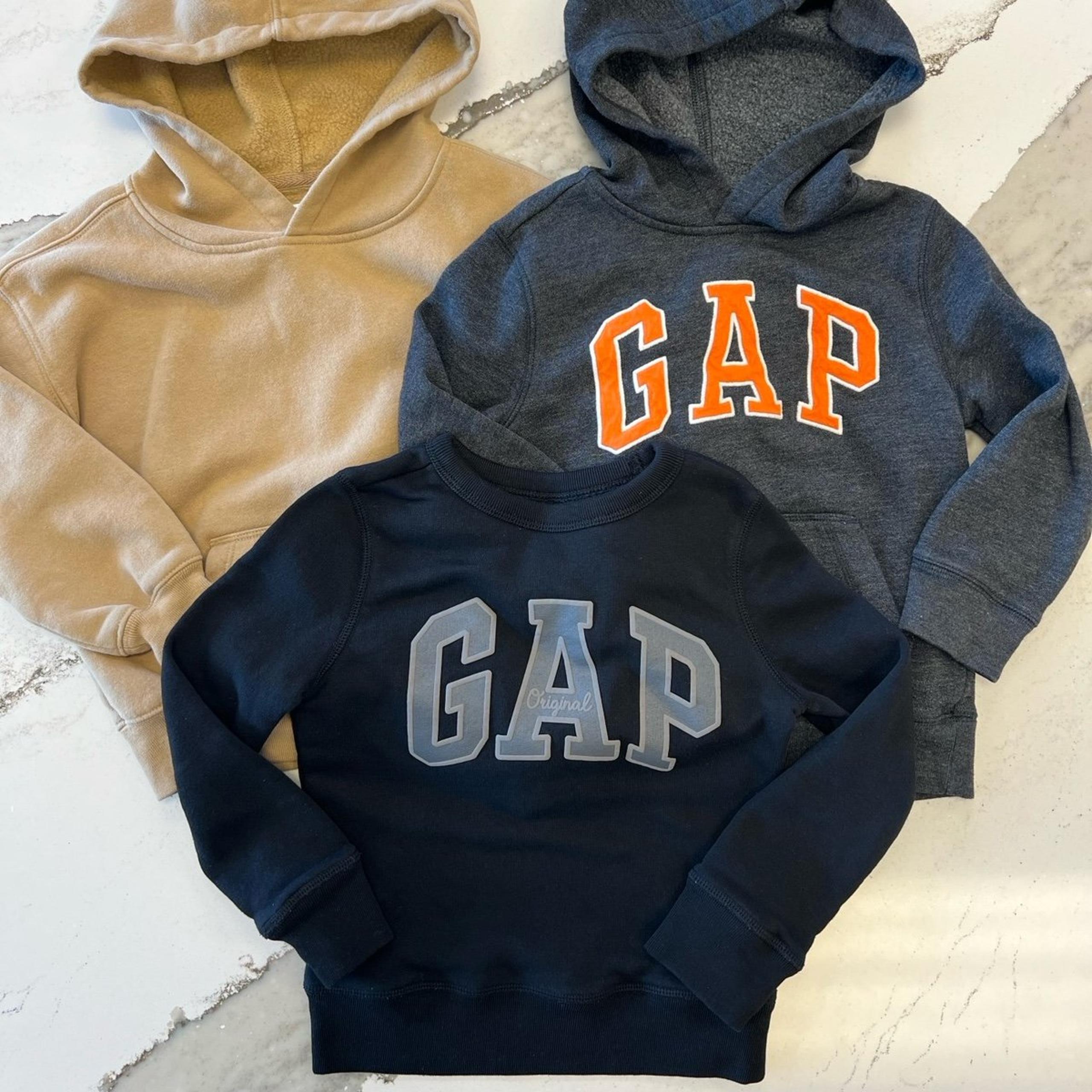 Gap boys sweatshirt bundle size XS