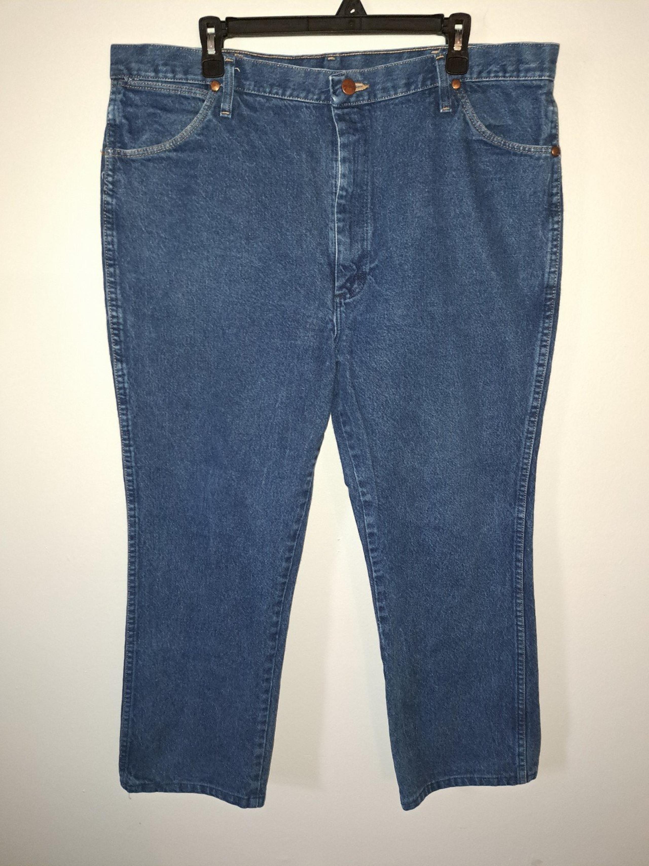 Wrangler Men's Jeans 40 x 32 Great Condition - Work Pants - Comfortable
