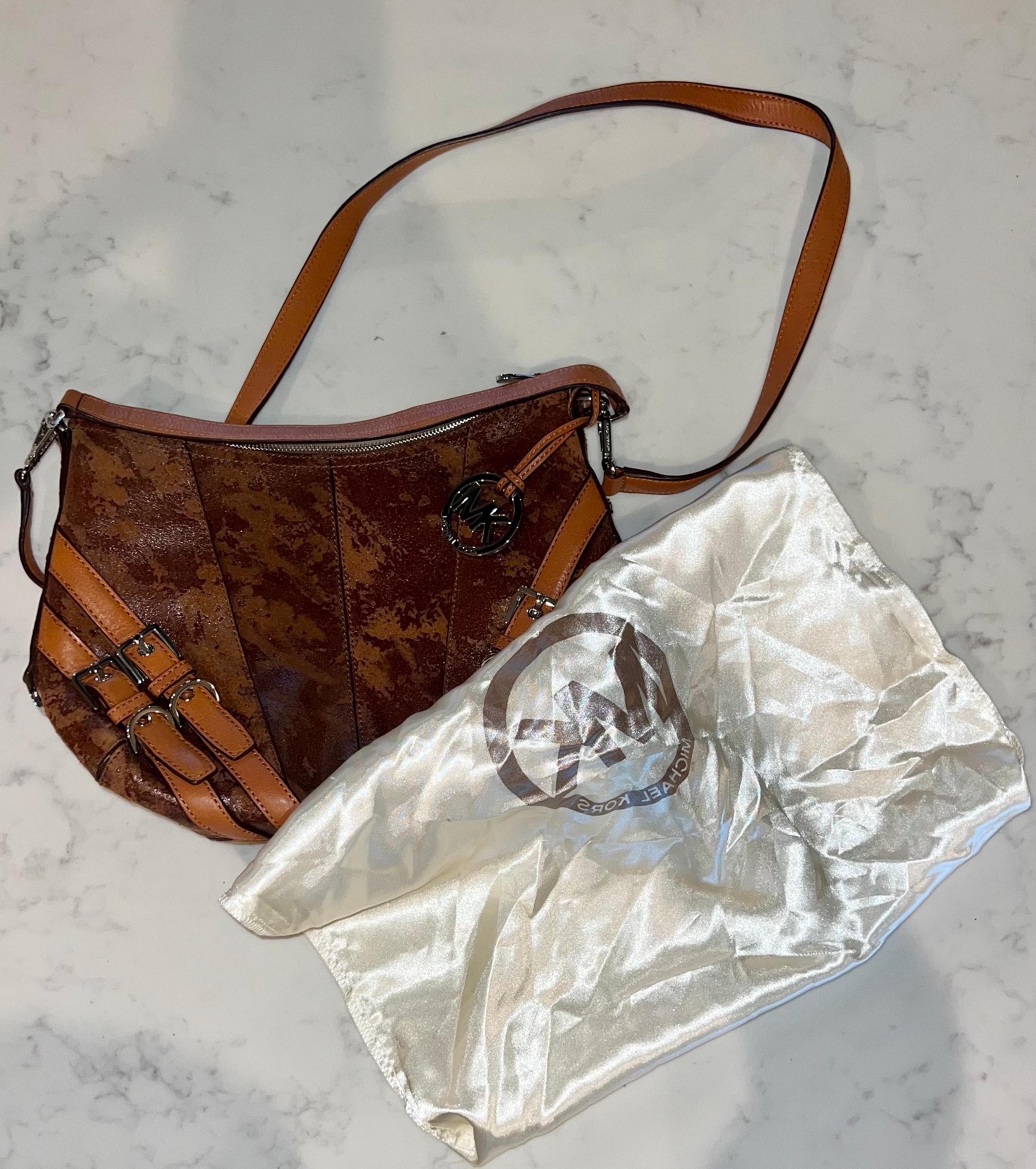 Michael Kors Women’s Milo Shoulder Bag