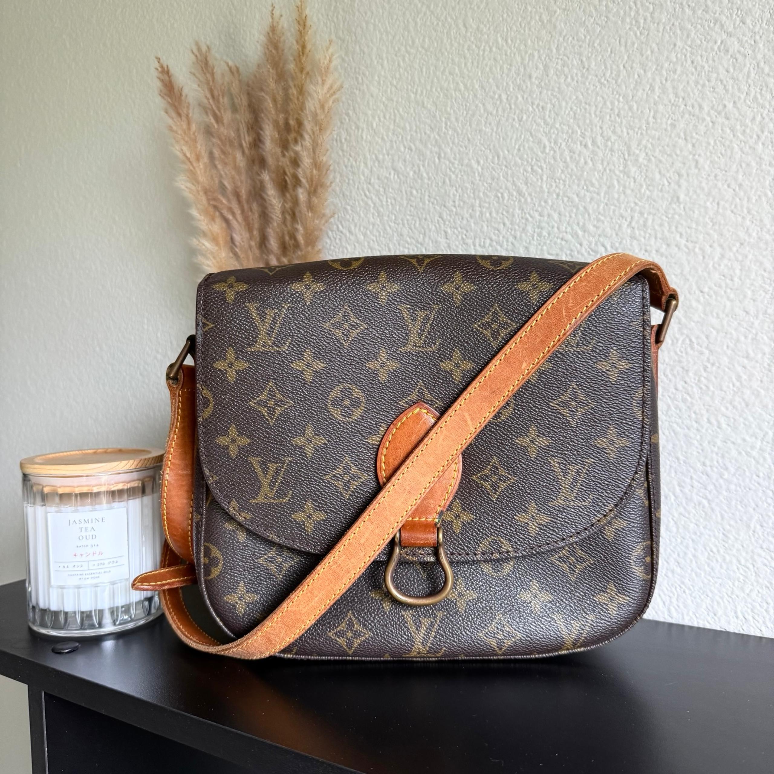 AUTHENTIC Louis Vuitton Saint Cloud GM Shoulder Bag