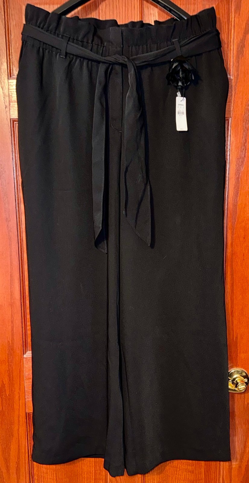 Brand New Ladies Black Express Wide Leg Pants Size Large