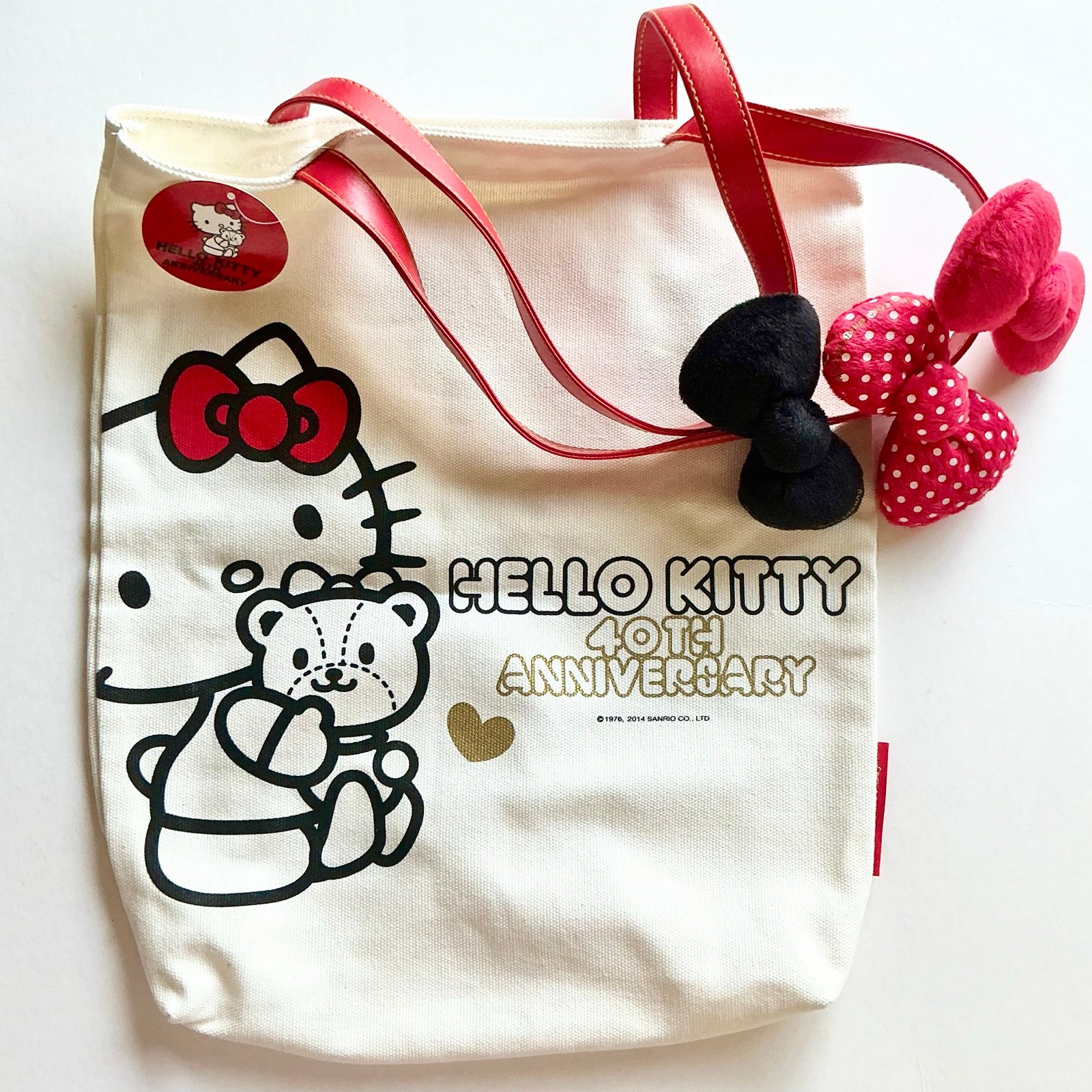 Sanrio Hello Kitty 40th Anniversary Tote Bag Canvas Removeable Plush Bows NWT