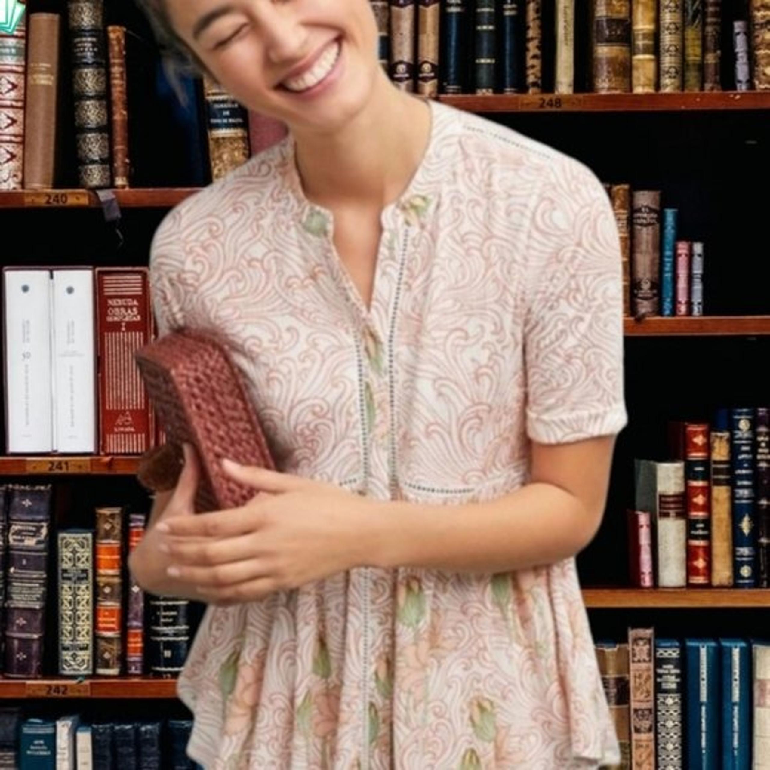 Anthropologie Akemi + Kin Veria Floral Dustry Pink Short Sleeve Blouse Tunic Top