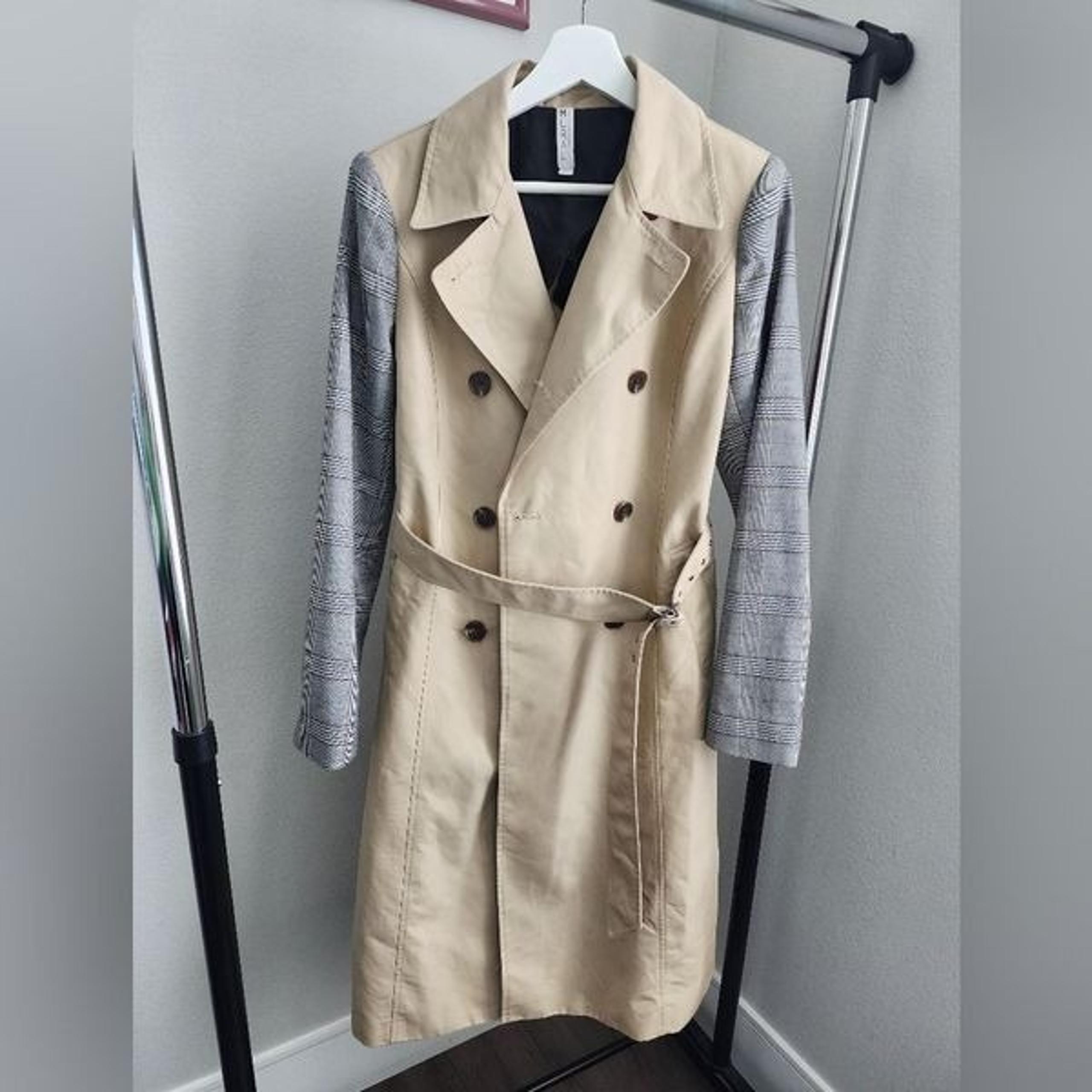 Mural Trendy Trench Coat size M