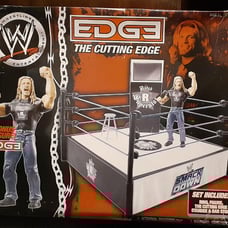 WWE Red Cutting Edge Ring w/ Edge Figure