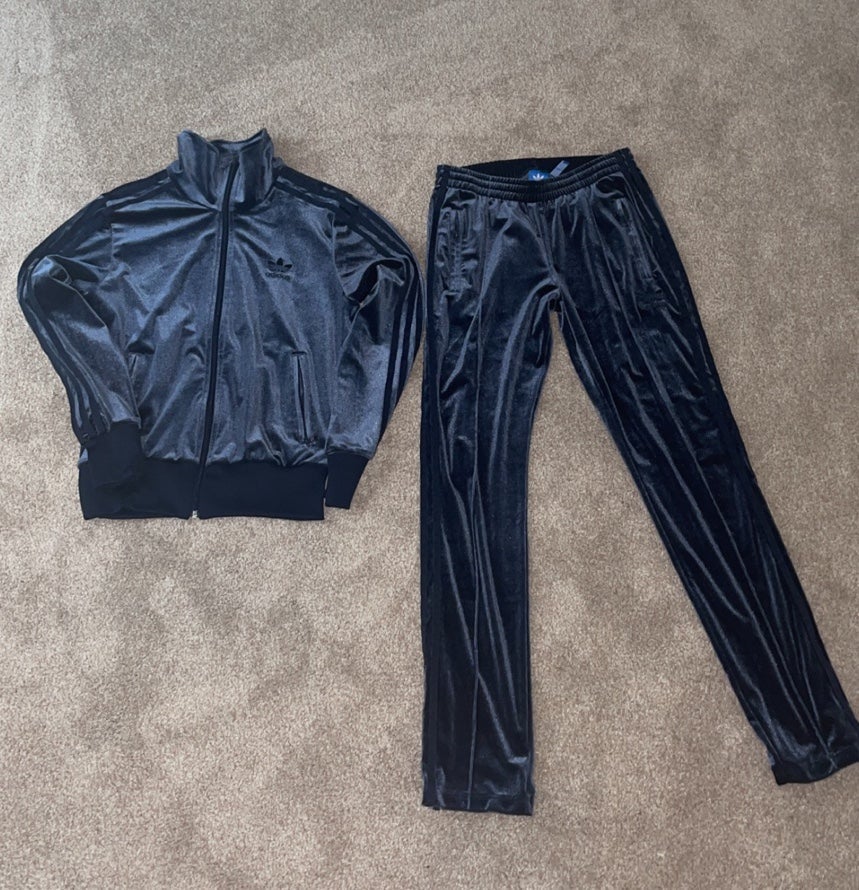 Adidas navy blue velvet sweatsuit set