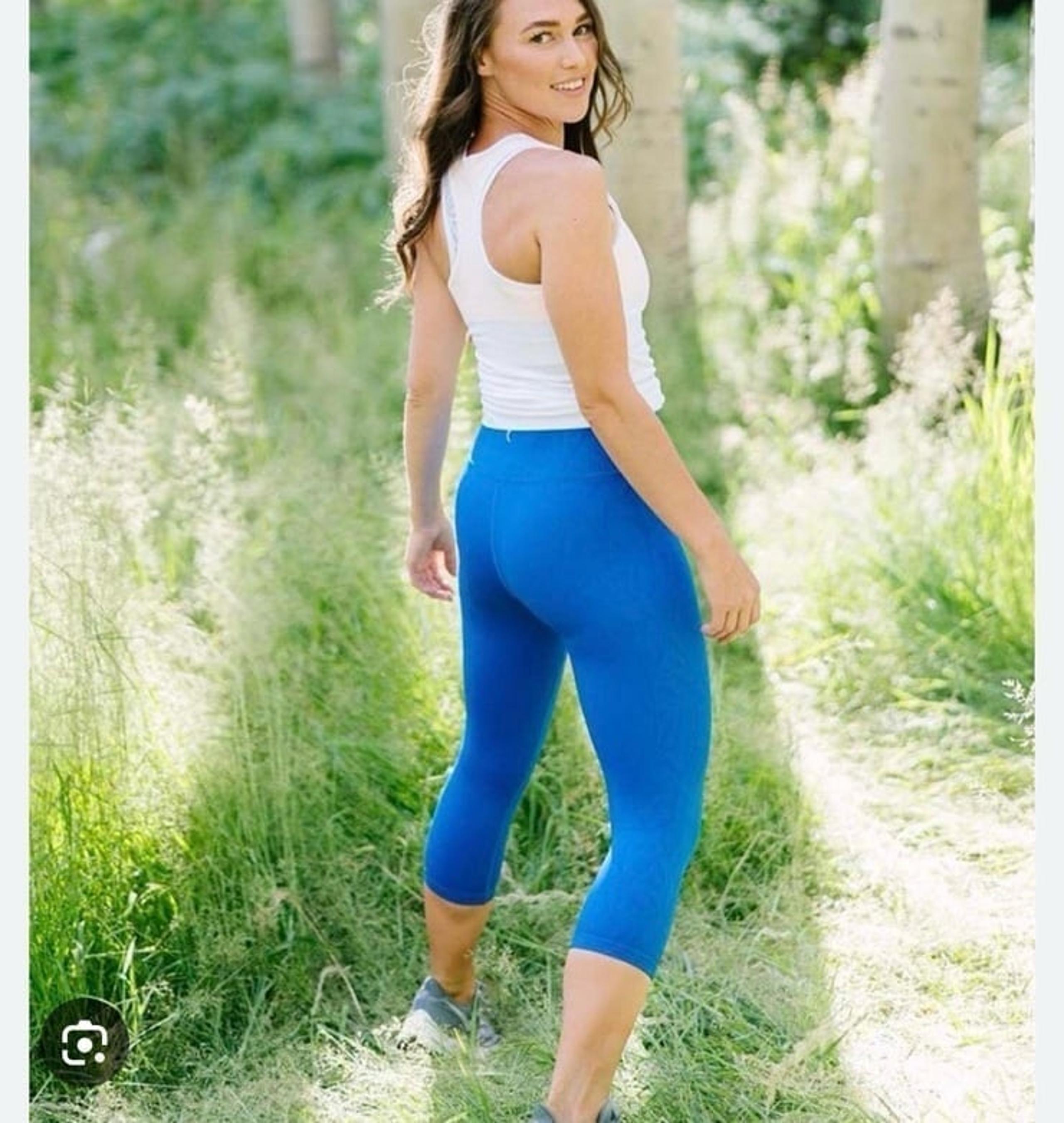 NWOT Zyia Light n Tight Blue Willow Leggings
