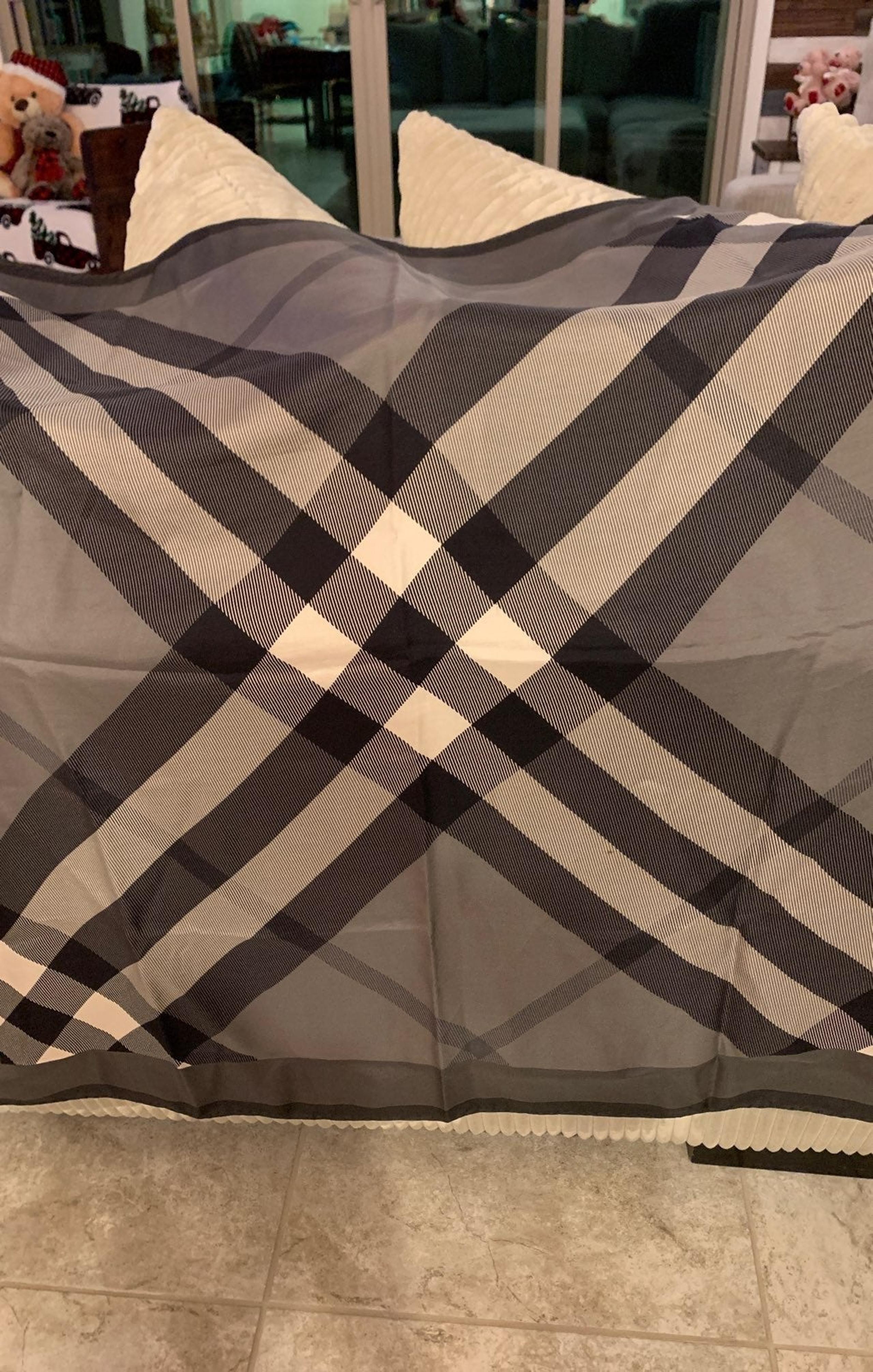 authentic Burberry smoke check scarf