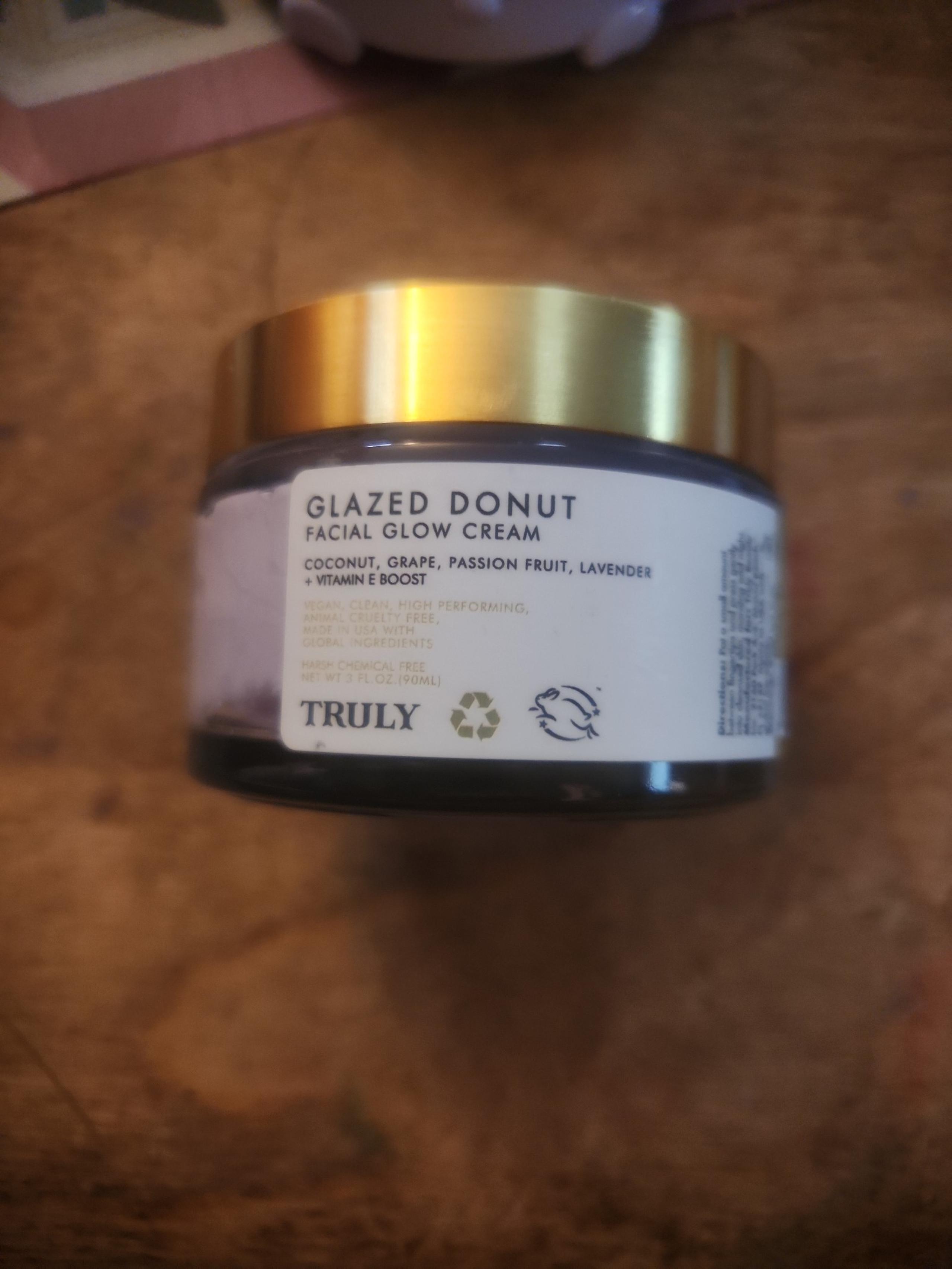Truly Glazed Donut Facial Glow Cream