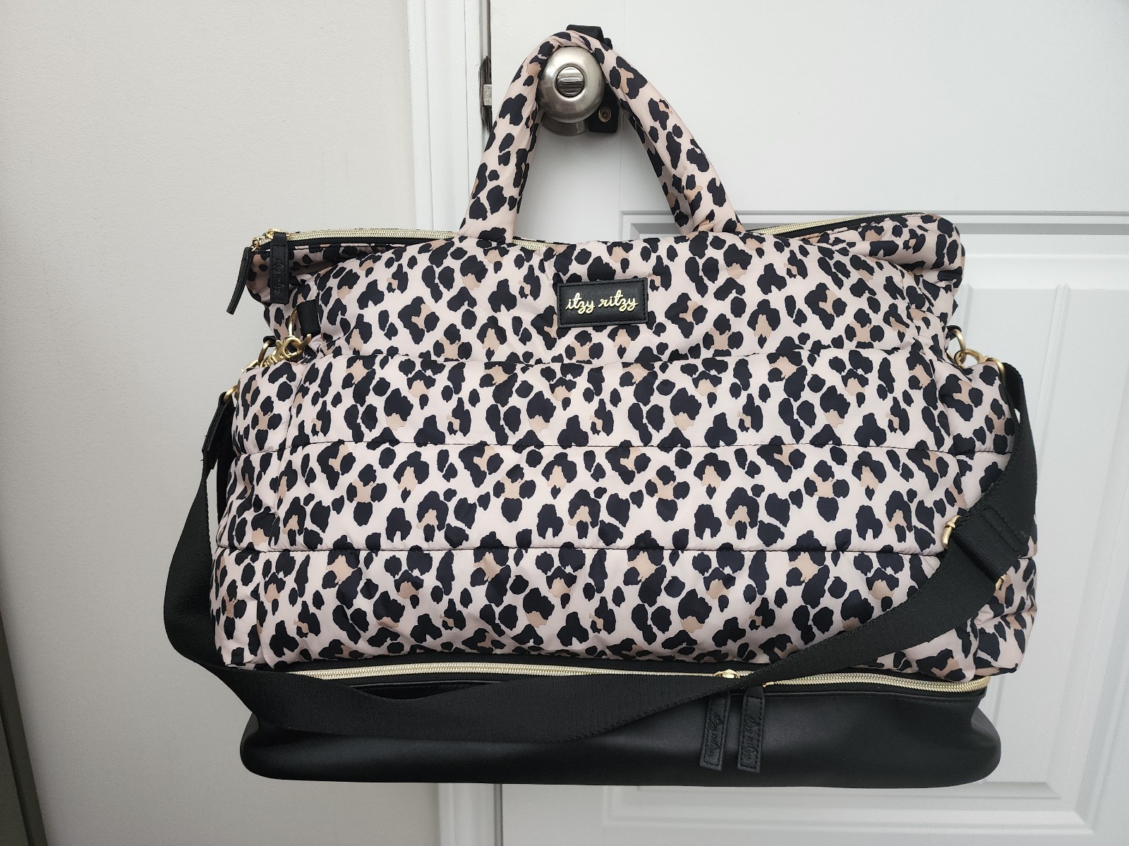 Itzy Ritzy Leopard Dream Weekender