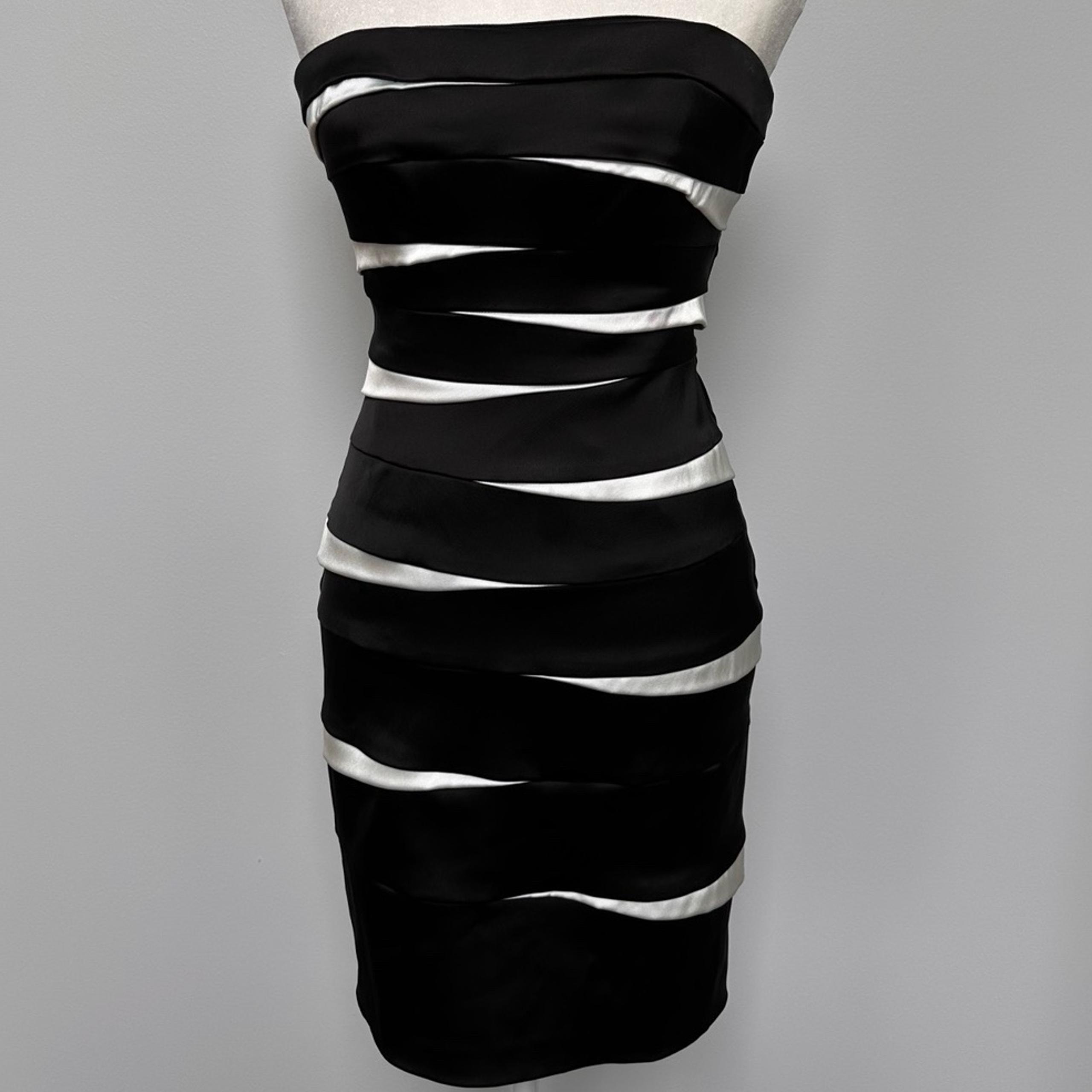 Betsy & Adam Vintage Y2K Black White Strapless Bodycon Dress