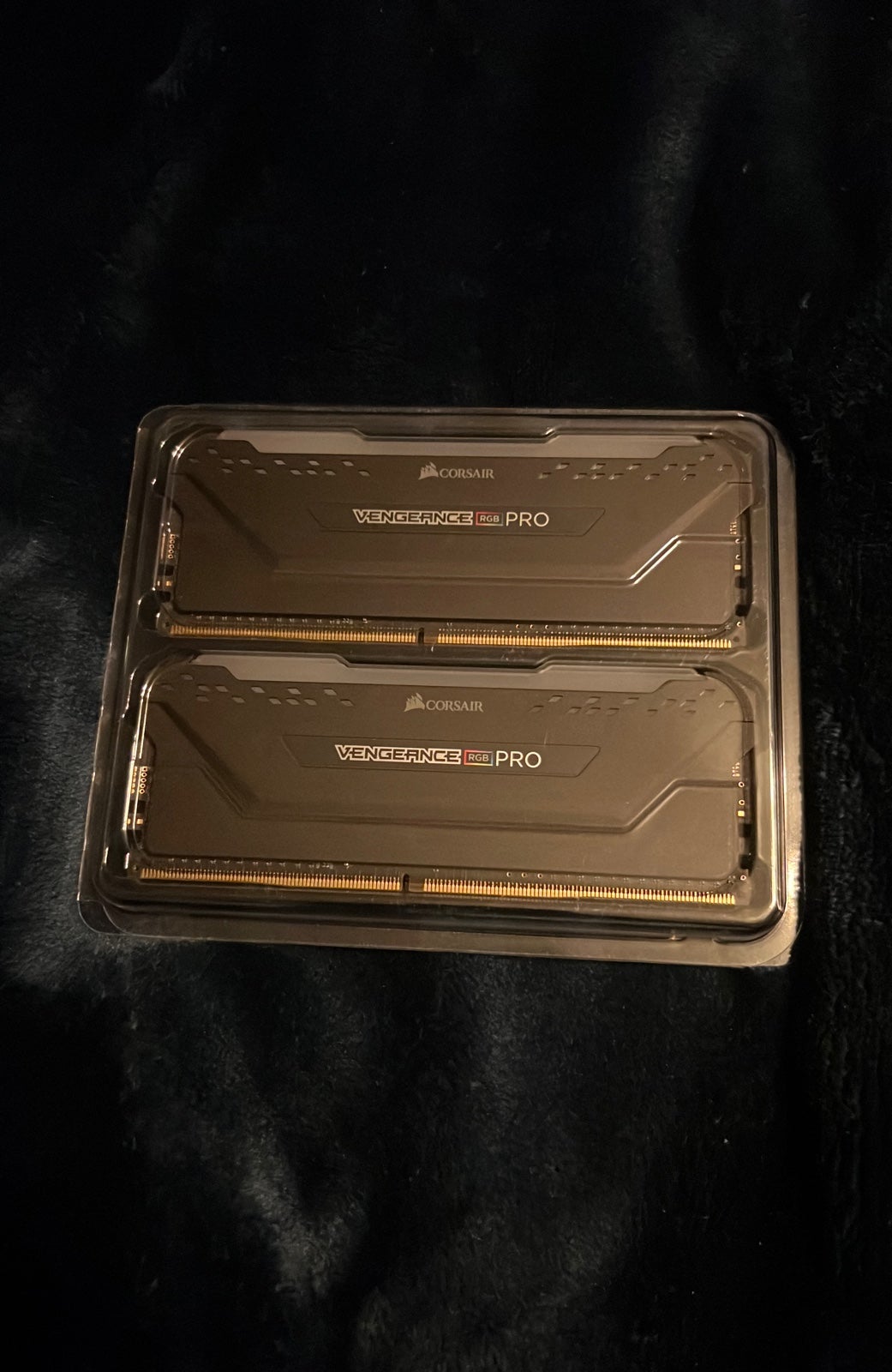 Corsair Vengeance RGB 16 GB DDR4 RAM 3200MHz